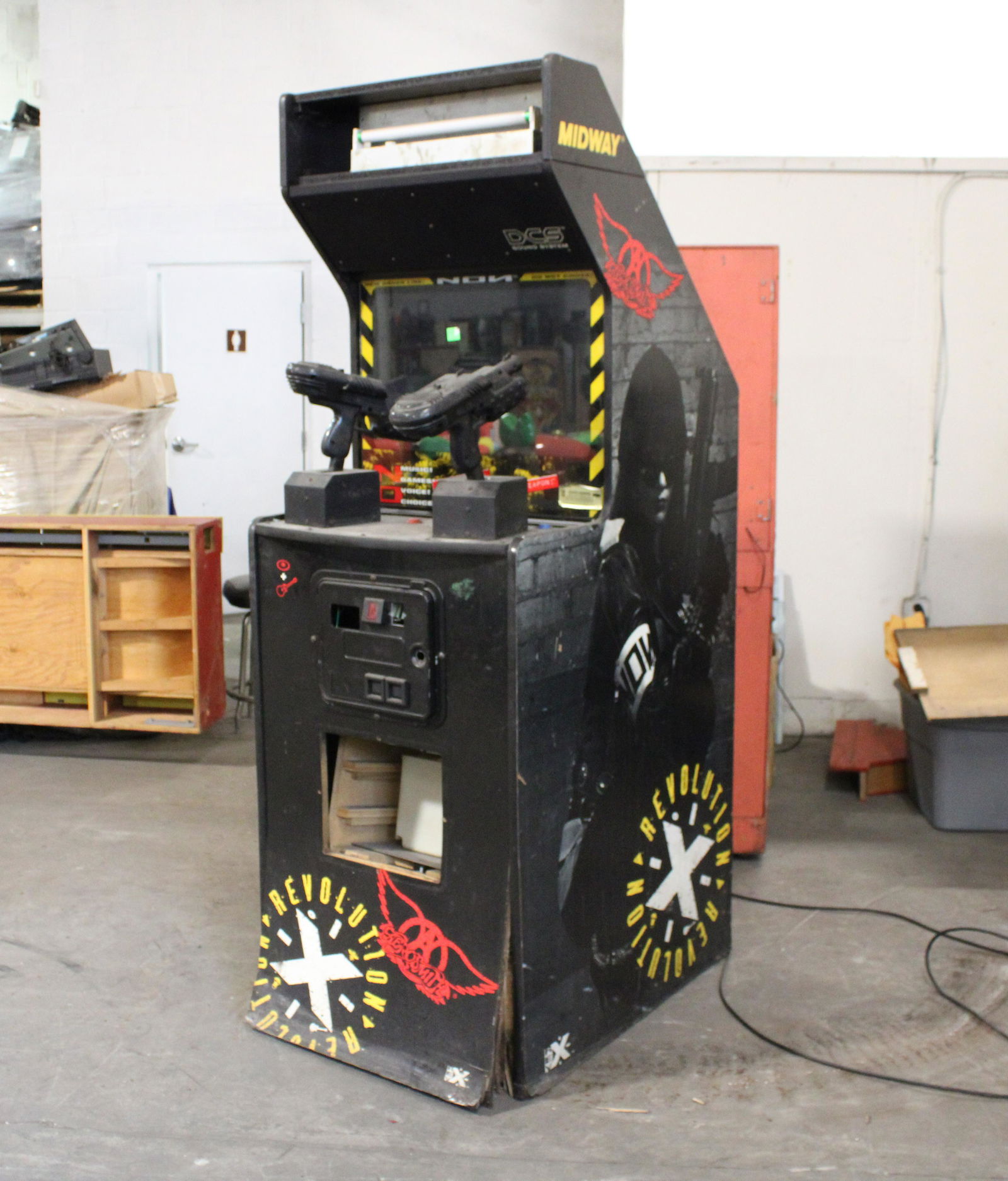 Midway Aerosmith Revolution Arcade Game (1 of 3)