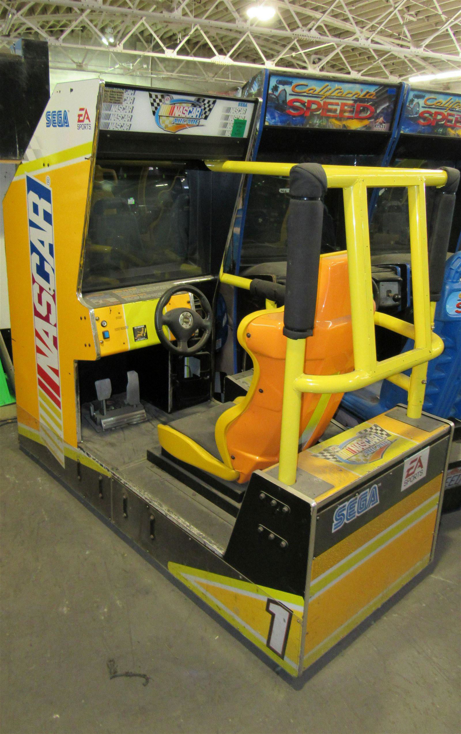 Nascar Sit-Down Racing Arcade Game (1 of 3)