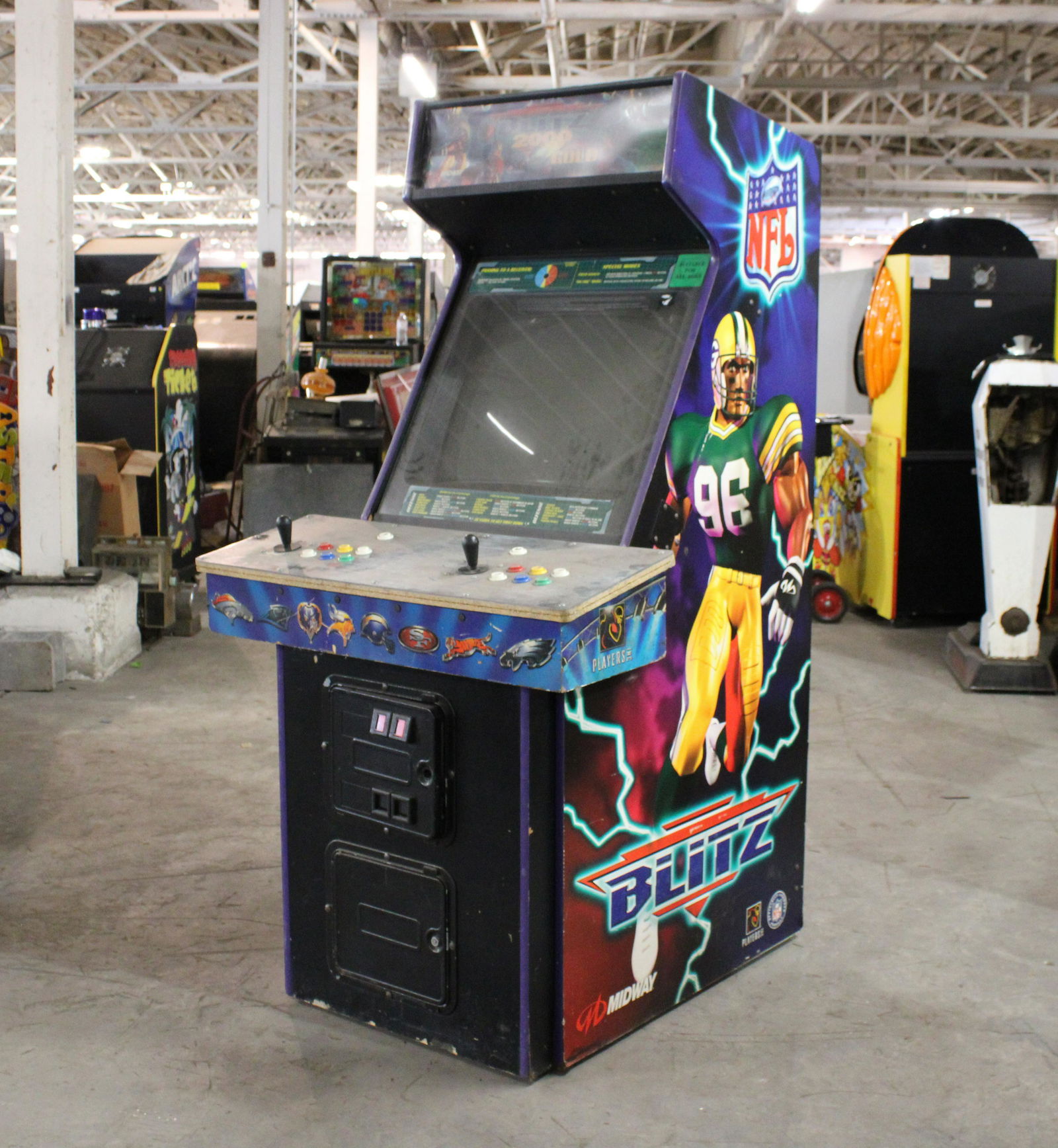 Midway NFL Blitz Arcade Machine (1 of 3)