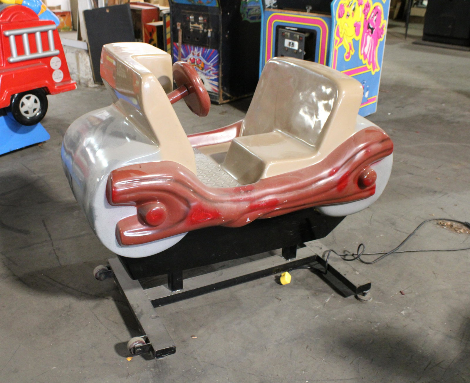 Flinstones Coin Operated Kiddie Ride Car: Flinstones Coin Operated Kiddie Ride Car. As found for parts or restoration.