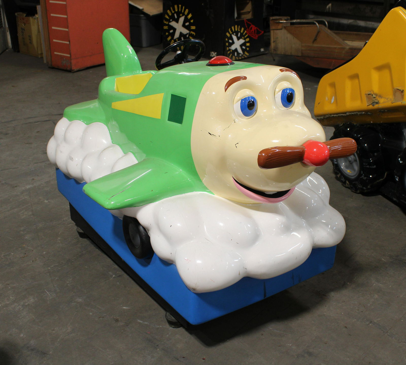 Green Jay Jay The Jet Plane Series Coin Op Kiddie Ride: Green Jay Jay The Jet Plane Series Coin Op Kiddie Ride. As found for parts or restoration.