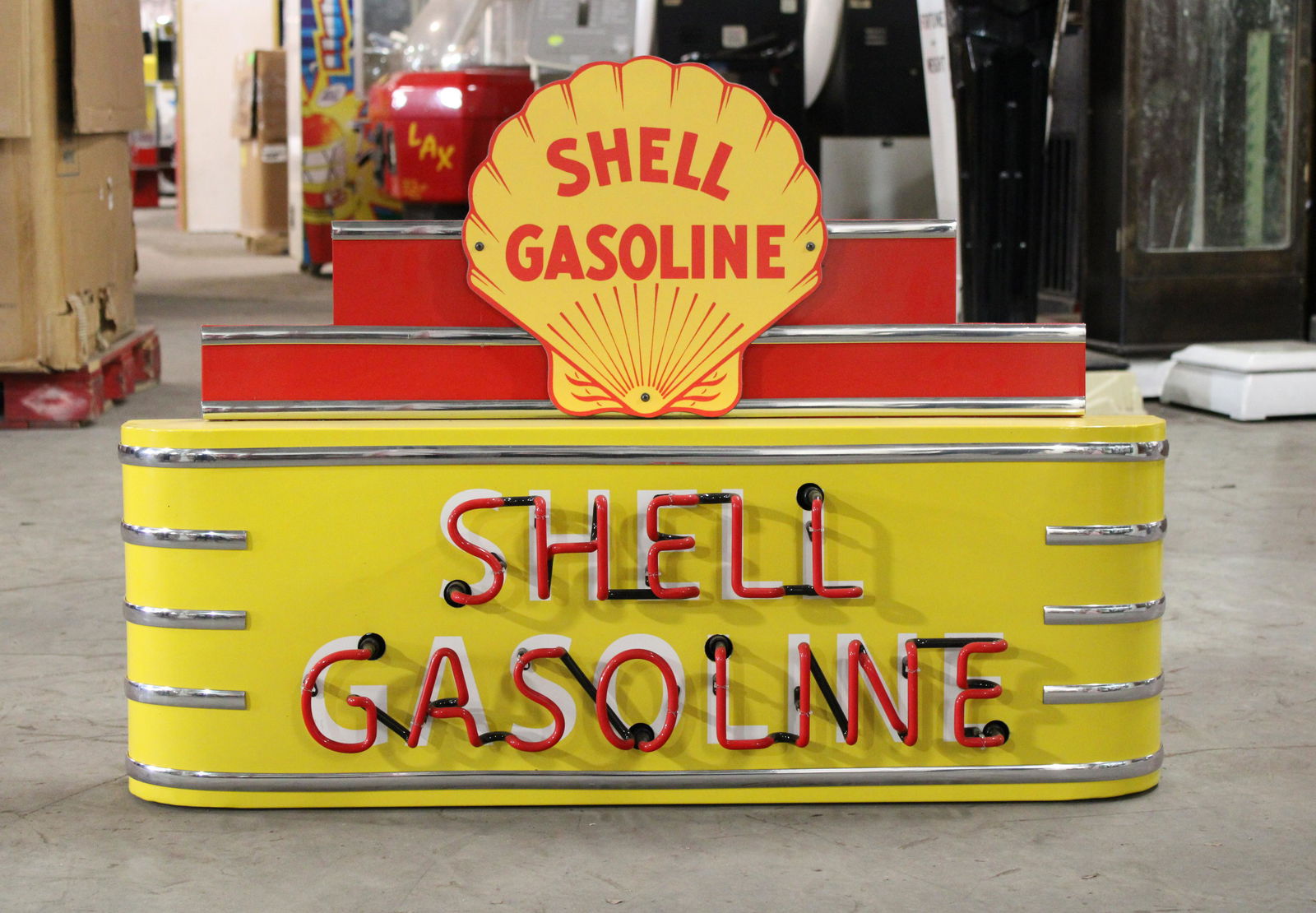 Shell Gasoline Neon Sign (1 of 2)