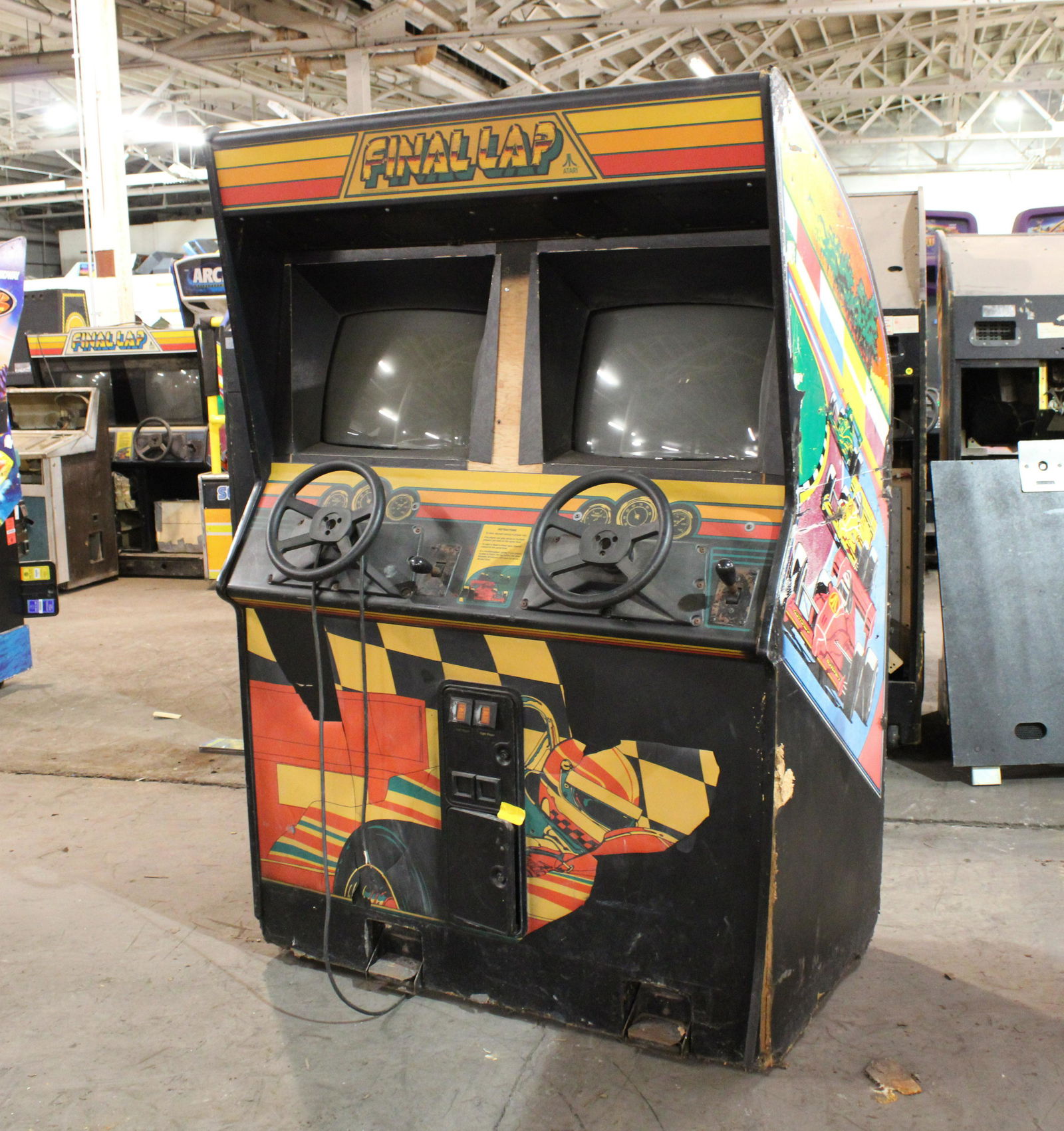 Atari Final Lap Stand Up Racing Arcade Game (1 of 3)