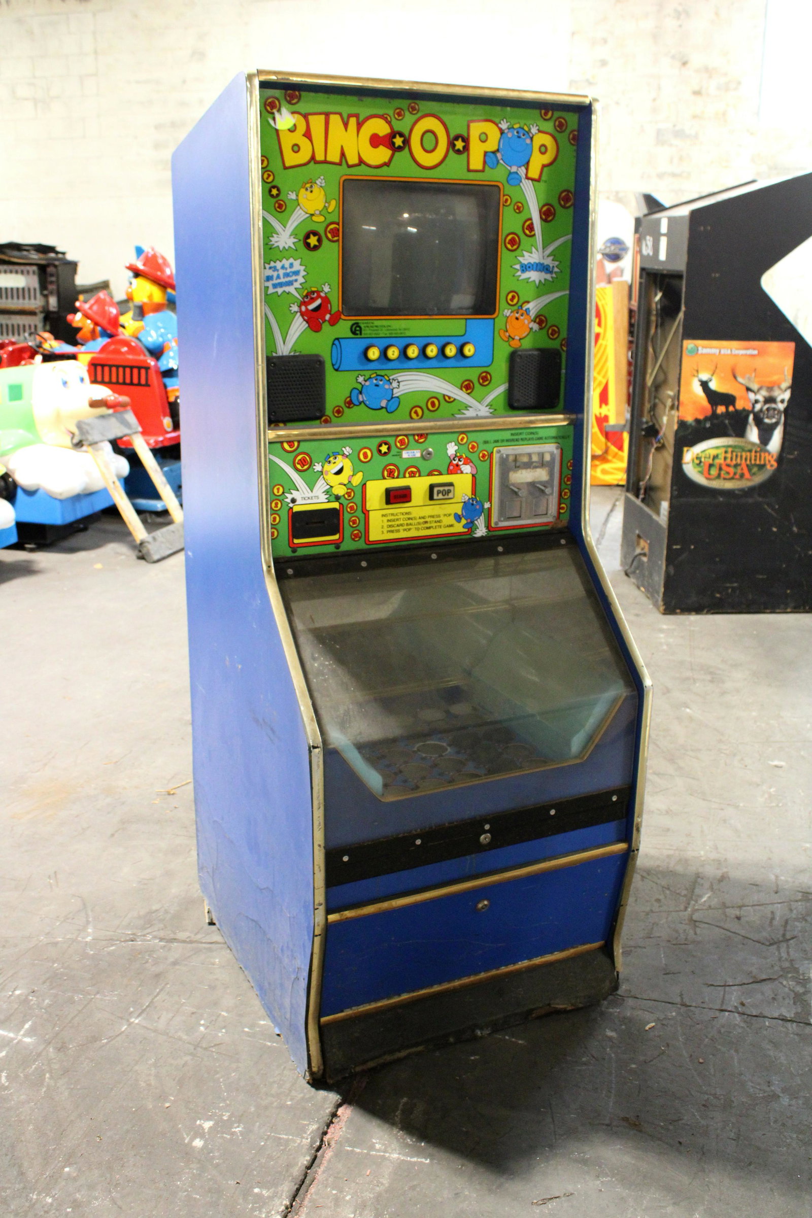 Bing-O-Pop Redemption Arcade: Bing-O-Pop Redemption Arcade. As found, for parts or repair. Locked.