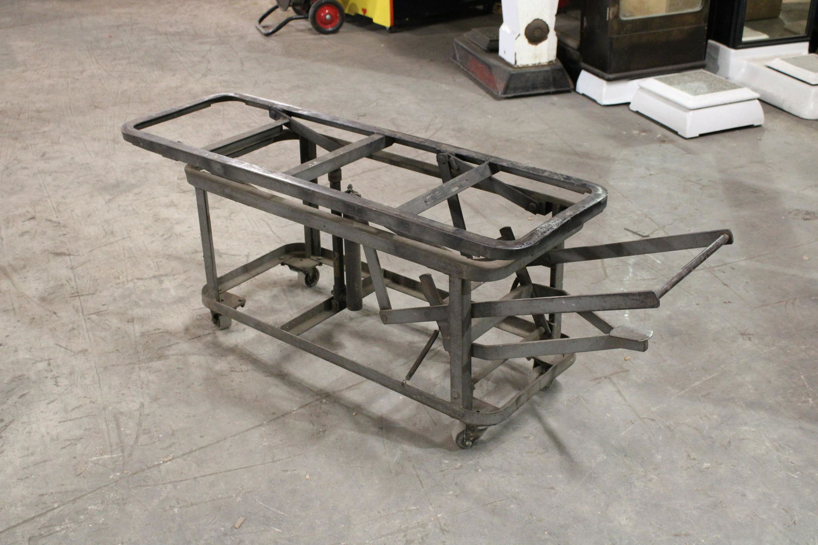 Wico Pinball Cart (1 of 1)