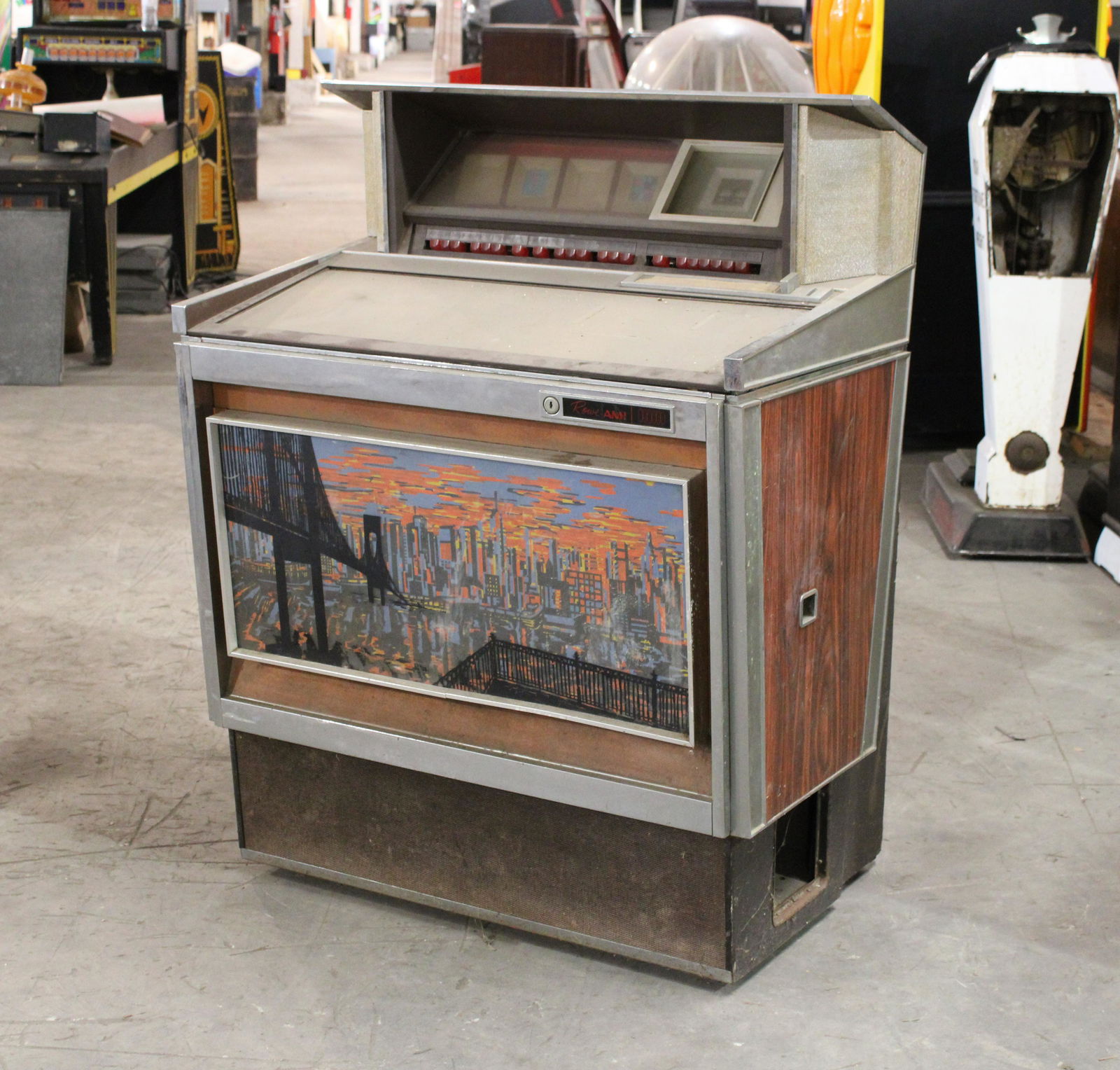 Rowe Model MM1 Coin Operated Jukebox (1 of 2)