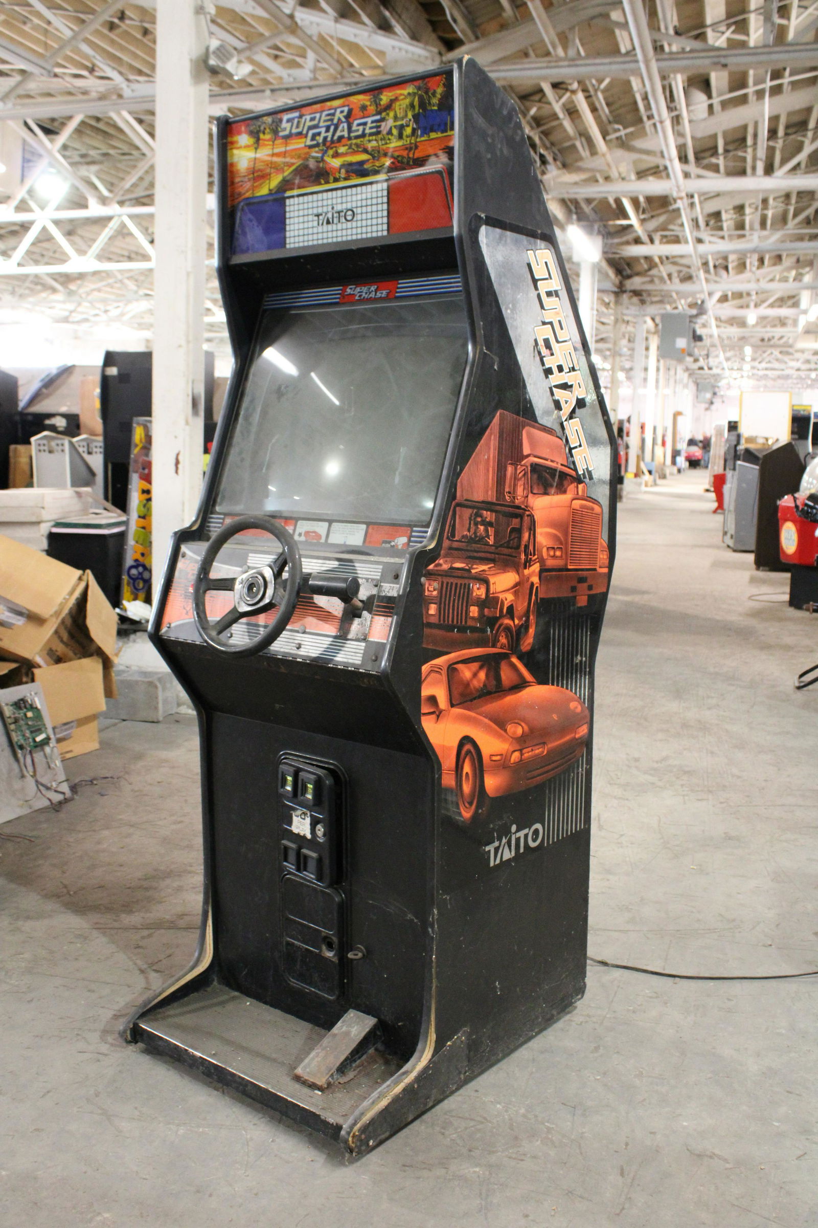 Taito Super Chase Arcade Game (1 of 3)