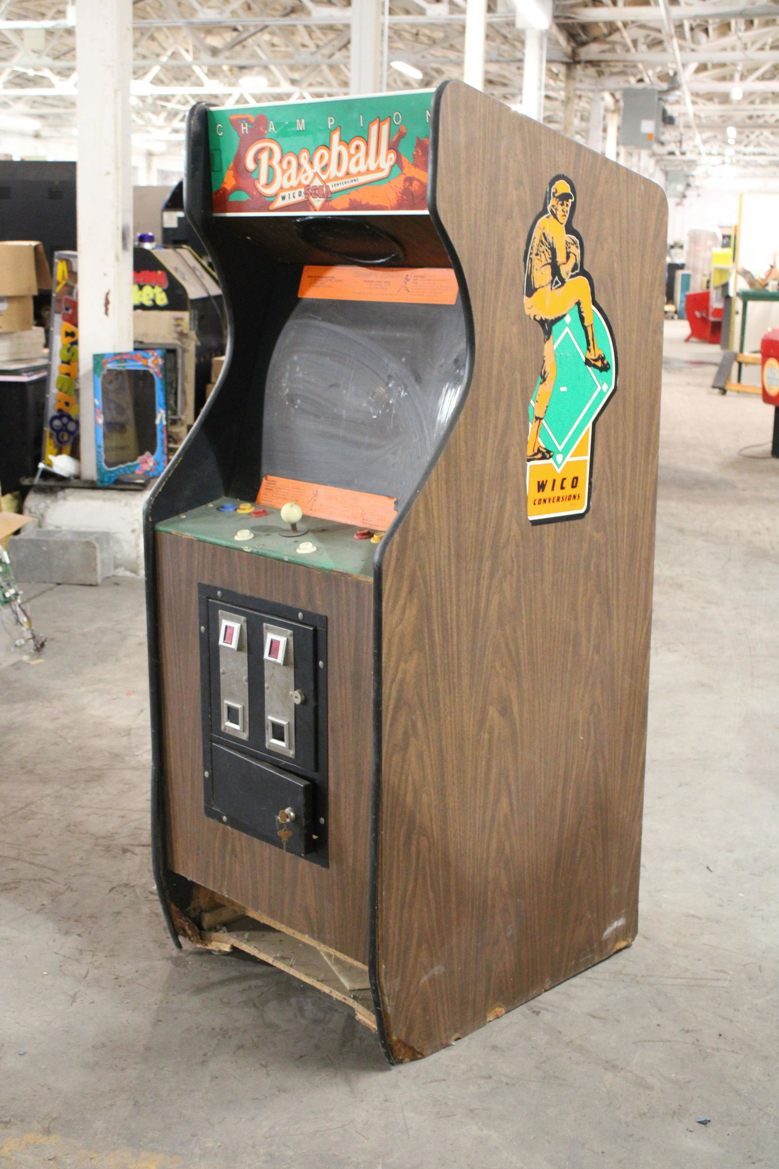 Sega Champion Baseball Arcade Game (1 of 2)