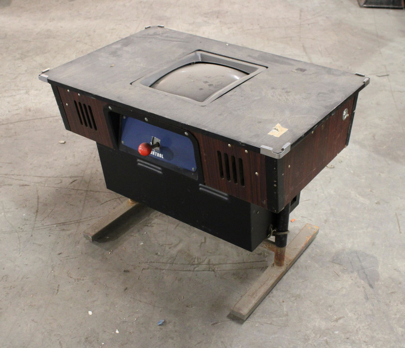 Unknown Cocktail Arcade Game (1 of 3)