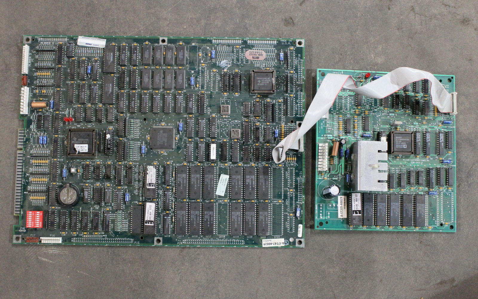 Midway Mortal Kombat II Arcade + Sound Board (1 of 1)