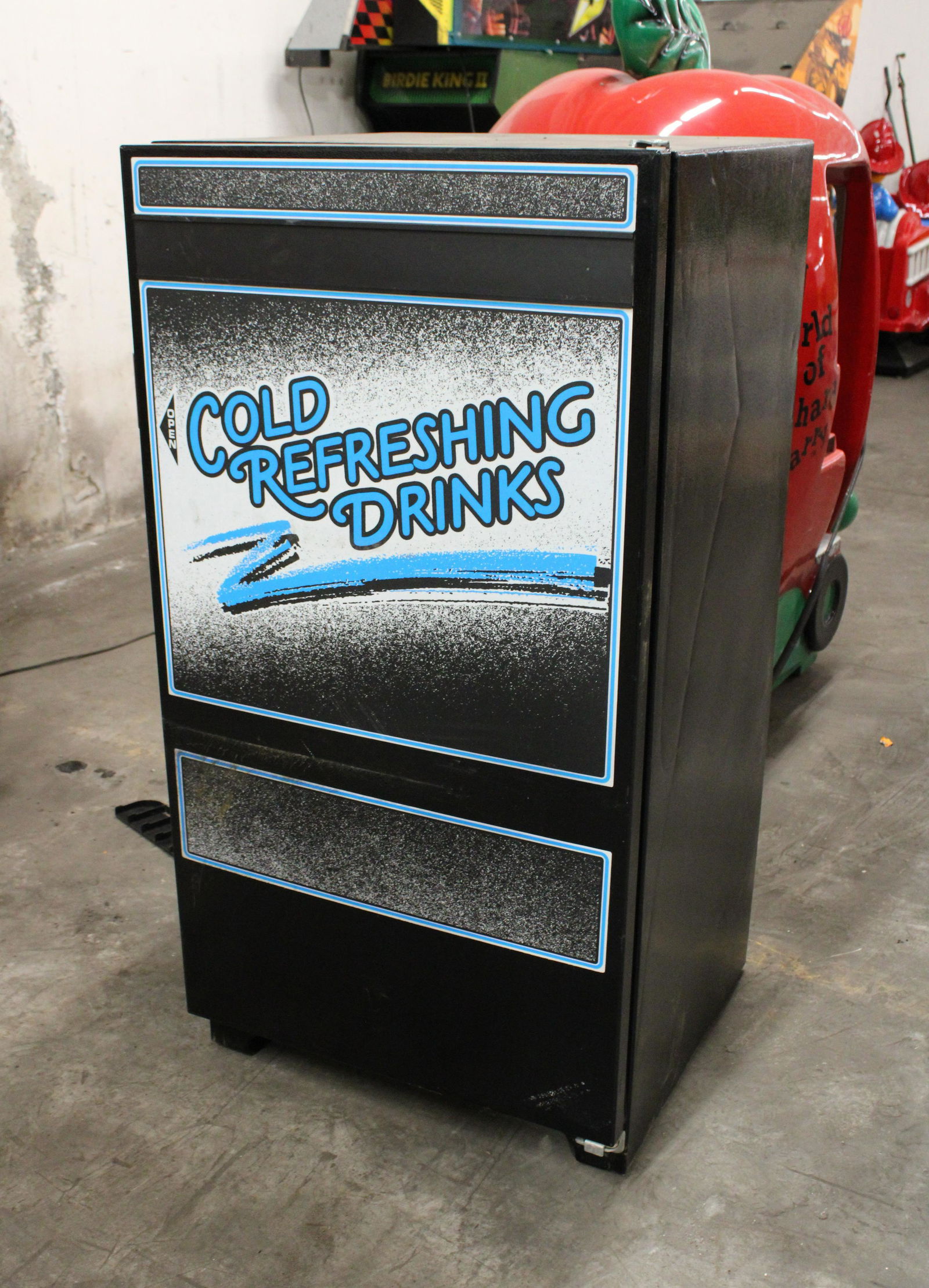 Cold Drink Vendor, Lot 2 (1 of 2)