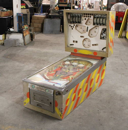 Gottlieb King Kool Pinball Machine Apr 28, 2022 Jaybird Auctions in MD