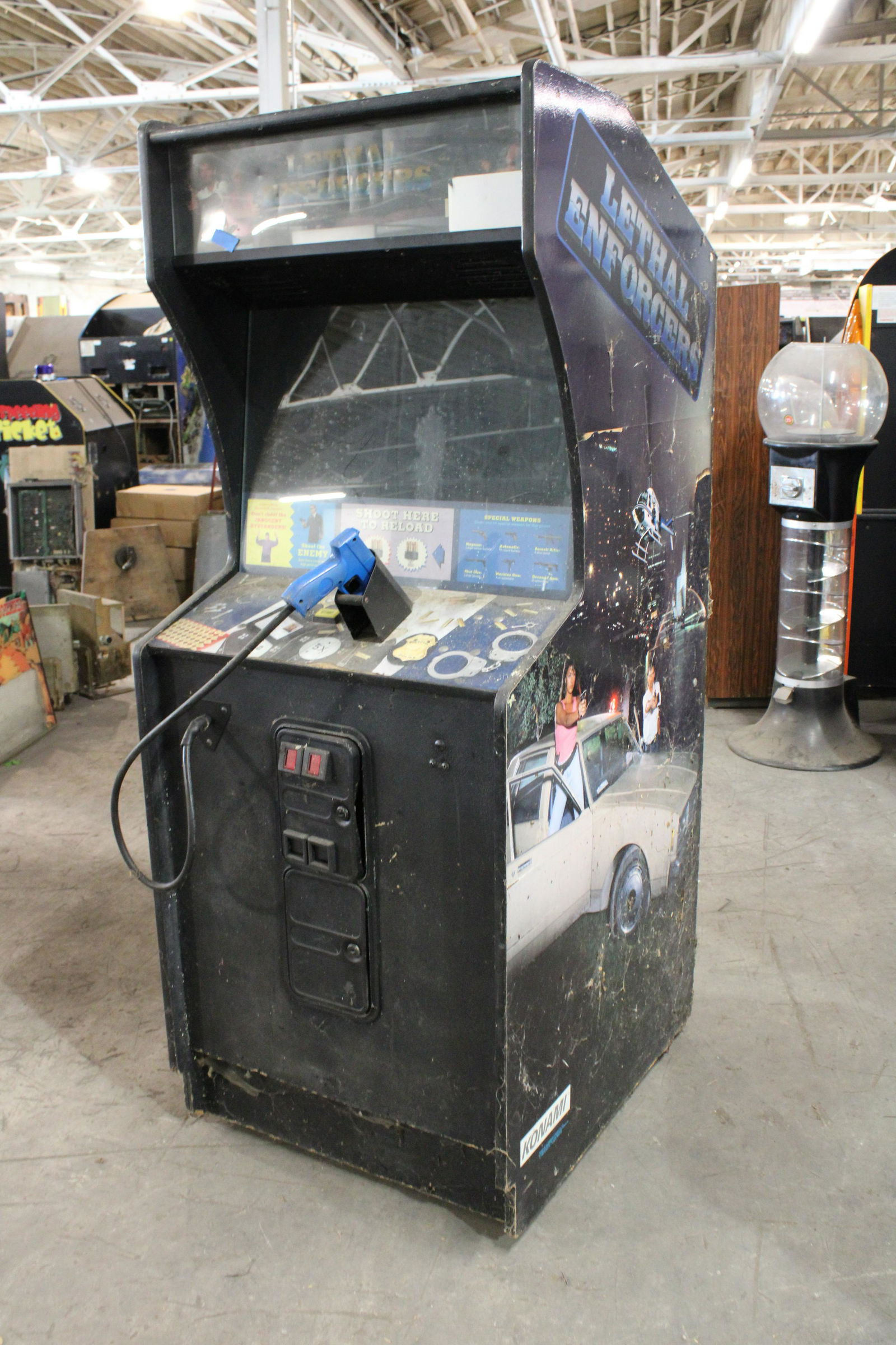 Lethal Enforcers Arcade Machine (1 of 3)