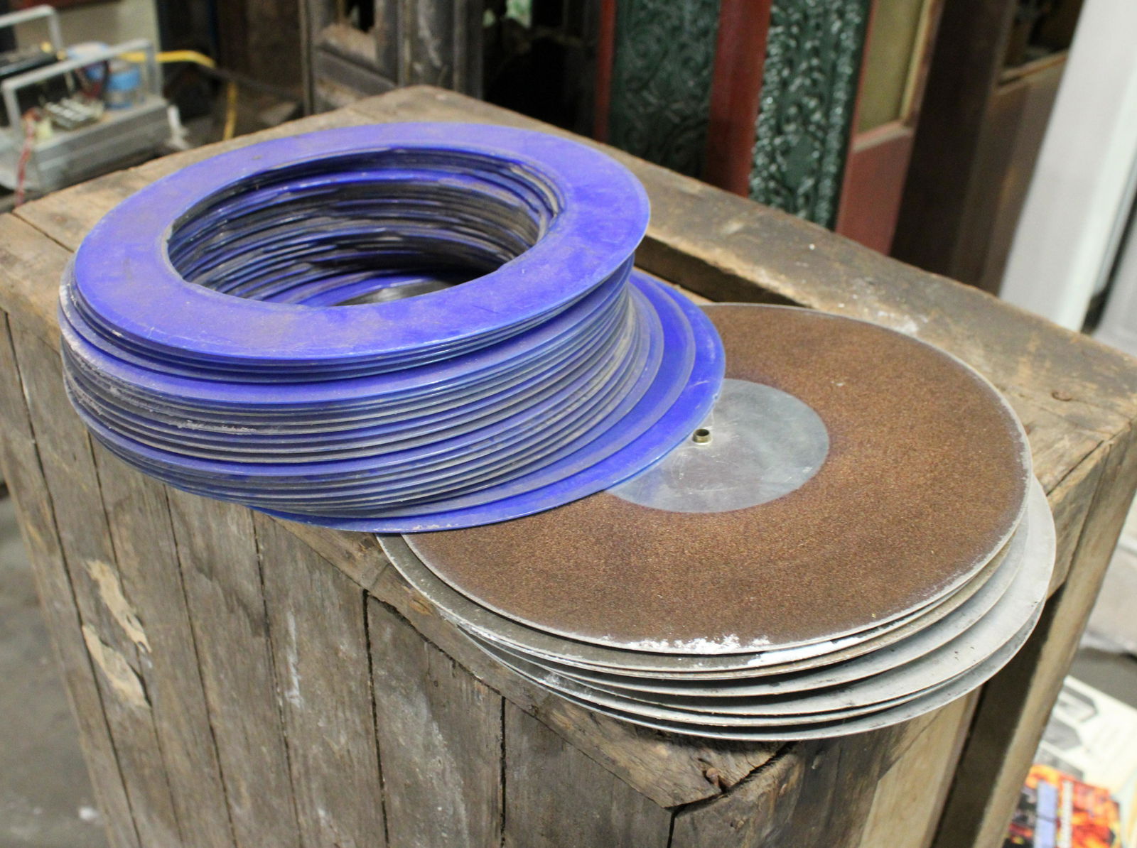 AMi Jukebox 45 rpm Record Adaptors (1 of 1)