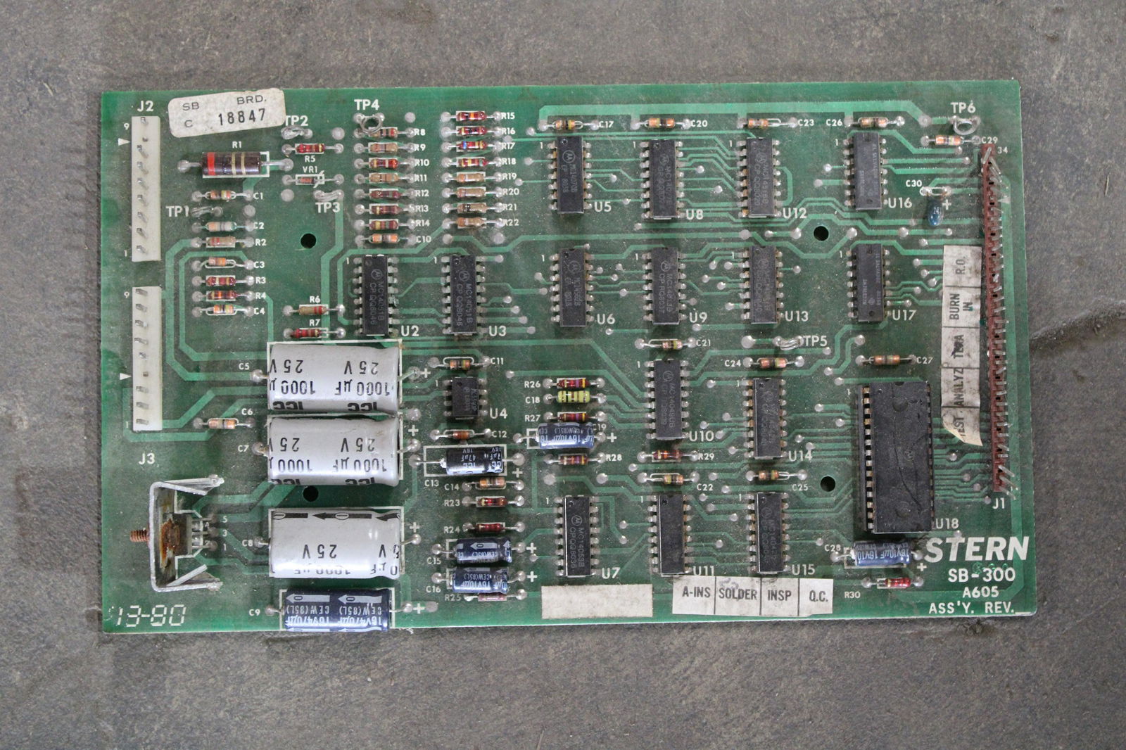 Stern Pinball SB-300 Board (1 of 1)