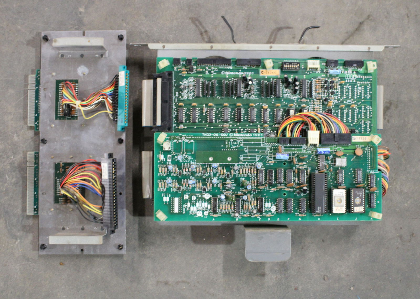 Nintendo Donkey Kong Arcade Board Set (1 of 3)