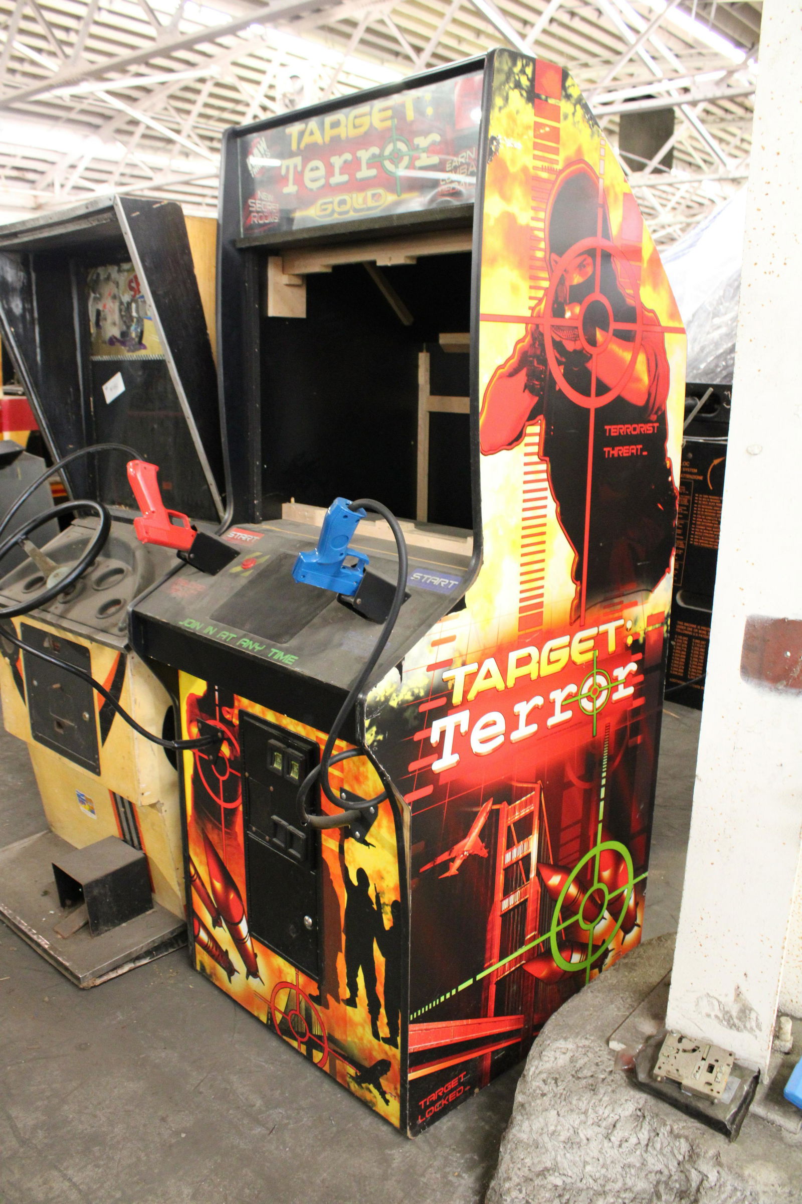 Raw Thrills Target Terrror Arcade Cabinet (1 of 2)