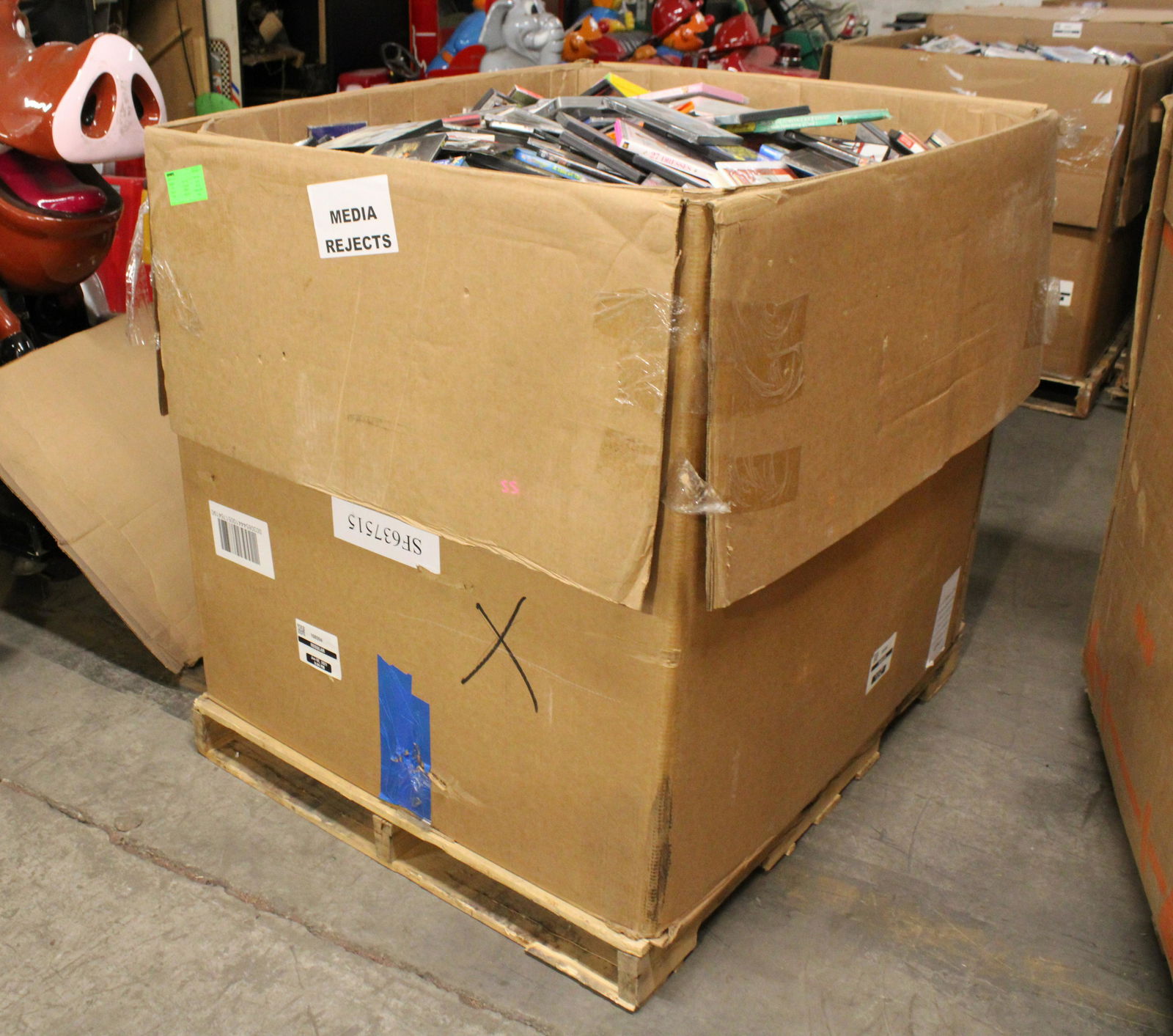 DVD / VHS Pallet, #4 (1 of 2)