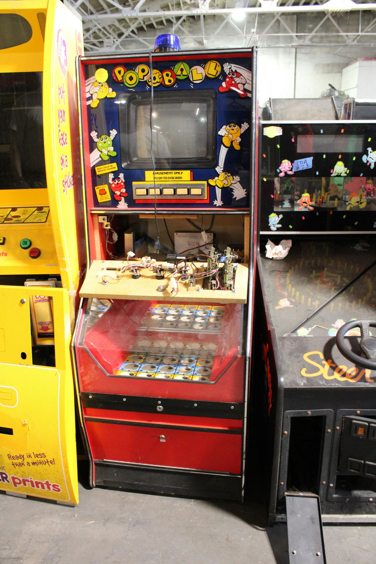 Pop-A-Ball Arcade Game (1 of 2)