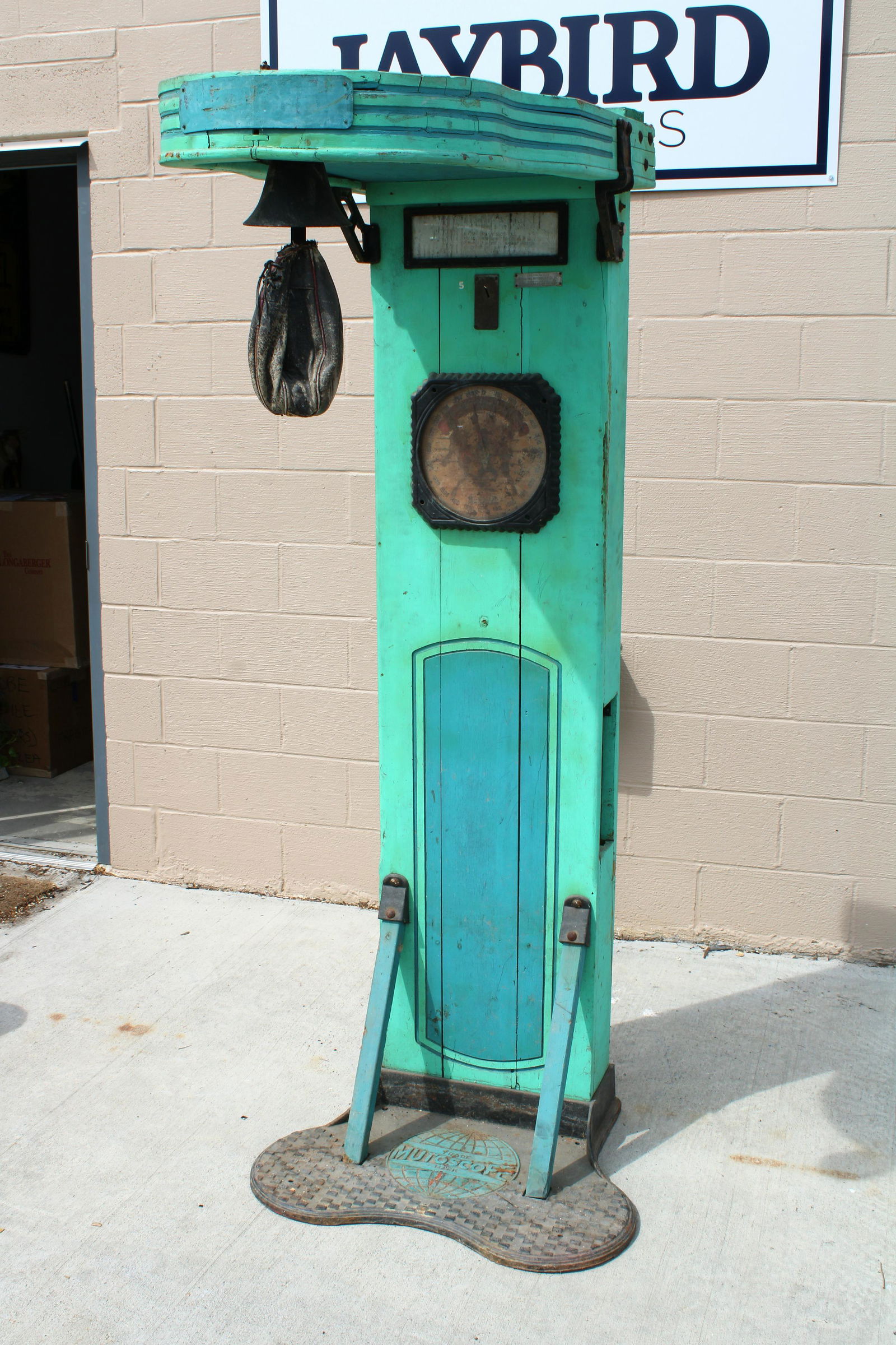 Mutoscope Punching Bag Arcade Game (0056) on May 26, 2022 Jaybird