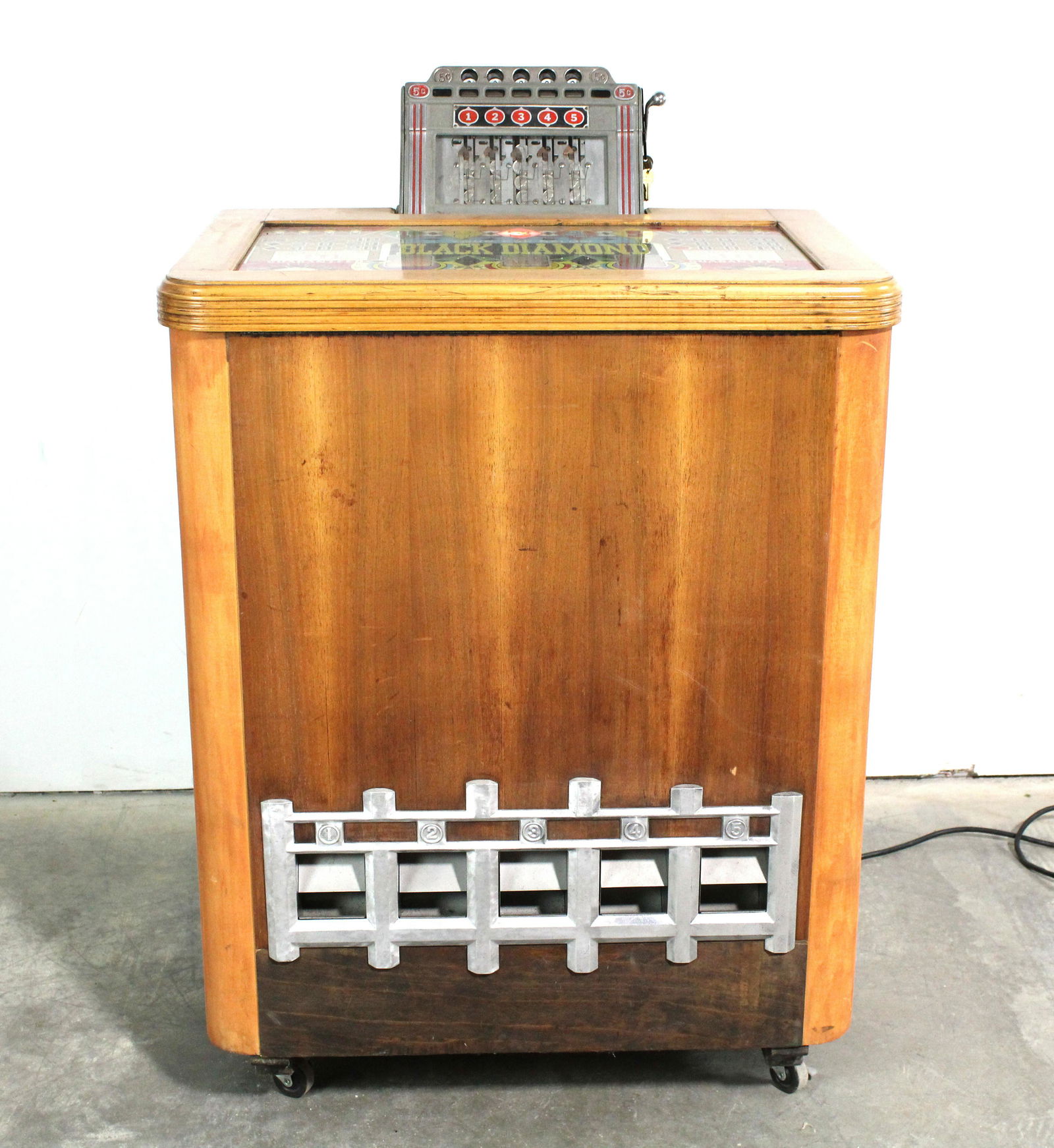 Evans Black Diamond Gambling Machine (1 of 5)