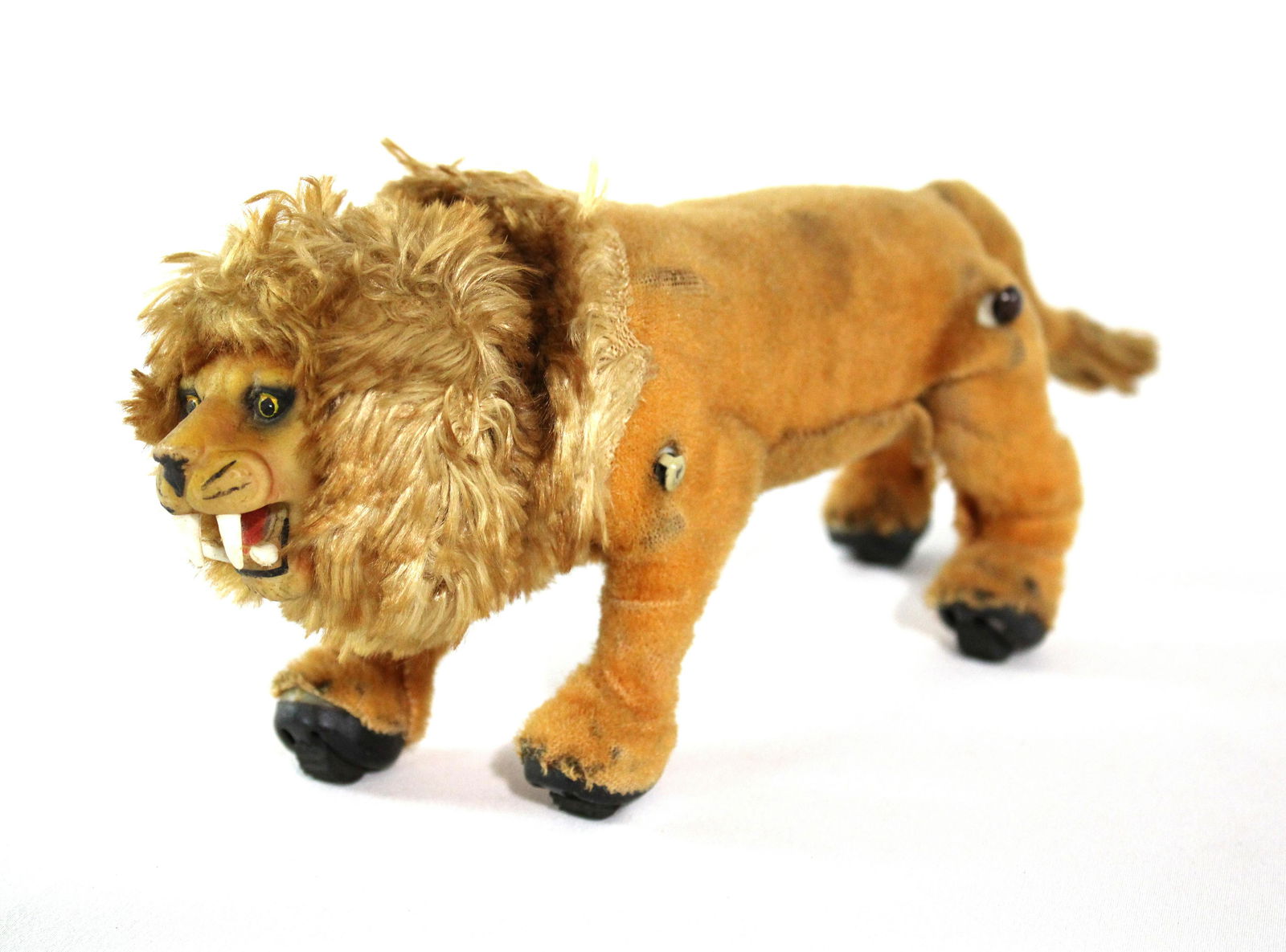 Marx Wind Up Toy Lion: Marx Wind Up Toy Lion. In-house shipping available. Dimensions: 11 x 4 x 3