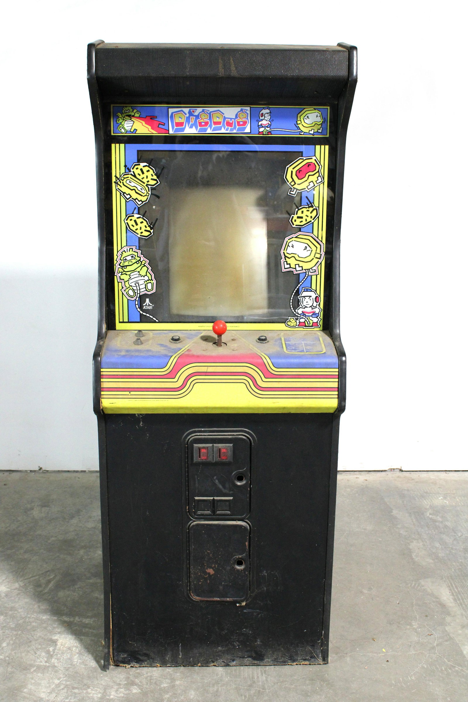 Atari Dig Dug Arcade Game, Irish Version (1 of 5)