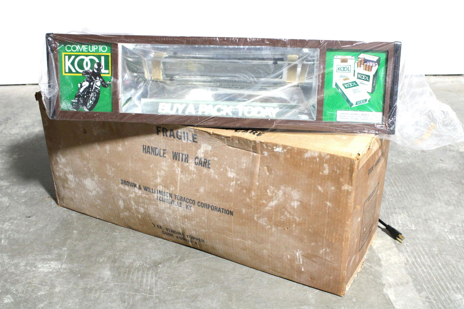 New Old Stock Kool Cigarettes Light Up Sign (1 of 1)