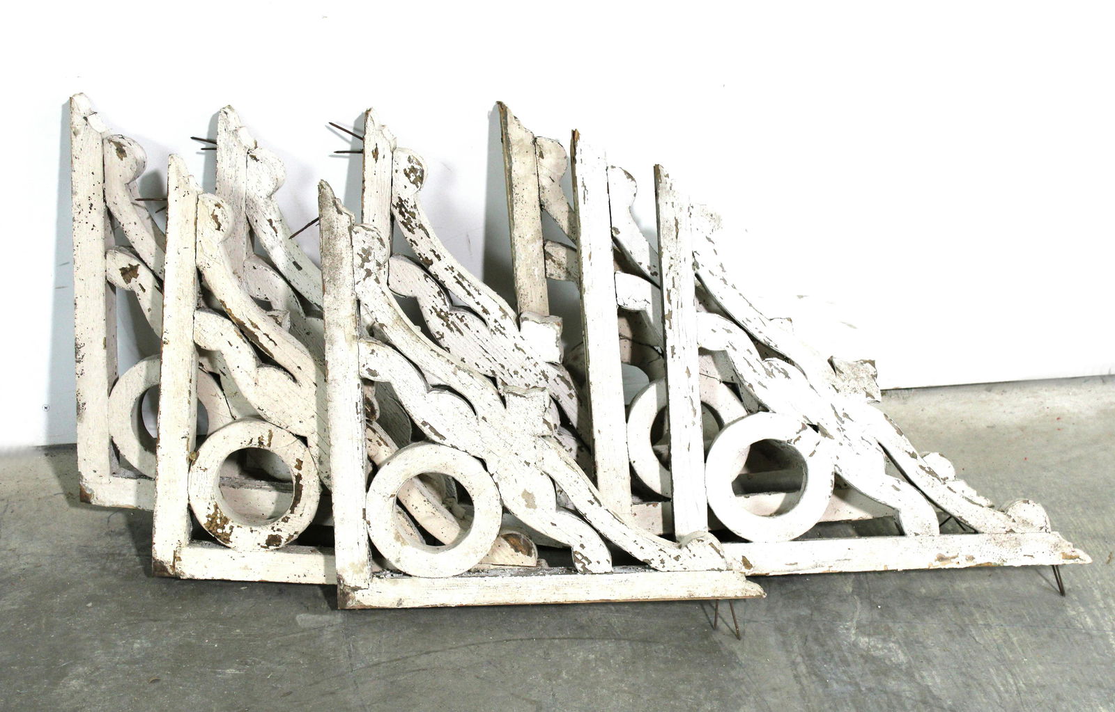 Antique Gingerbread Corner Molding (1 of 2)