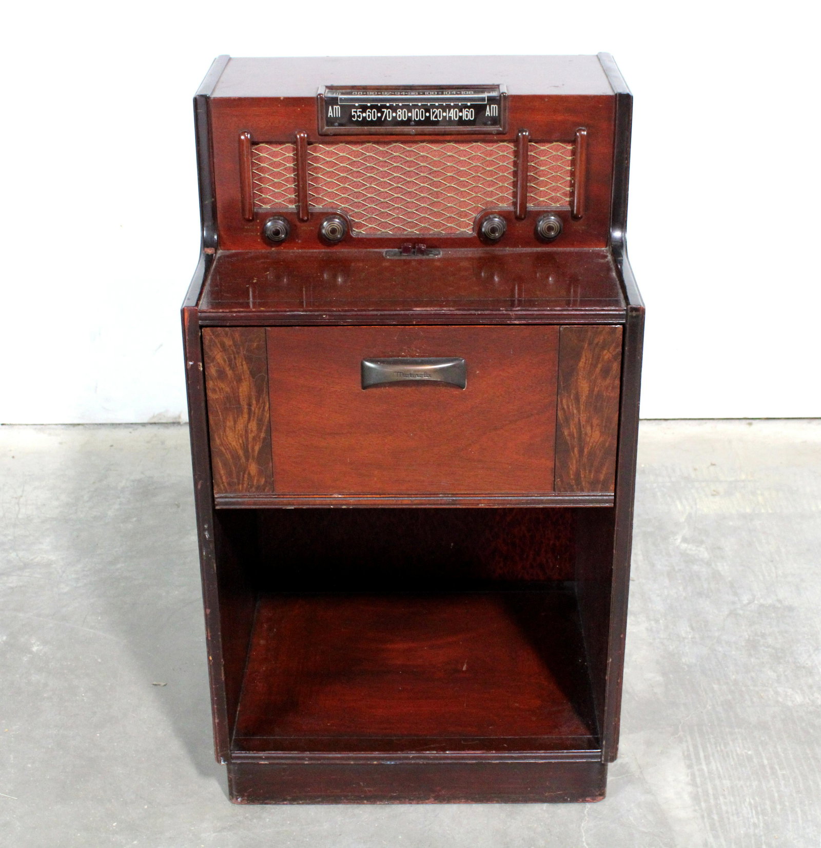Motorola Floor Radio / Record Player, Model 77FM (1 of 4)