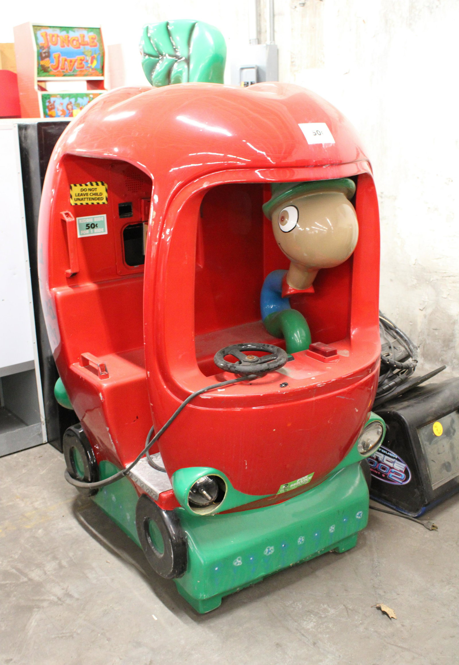 Richard Scarry Apple Coin Op Kiddie Ride: Richard Scarry Apple Coin Op Kiddie Ride. As found, untested, no coin.