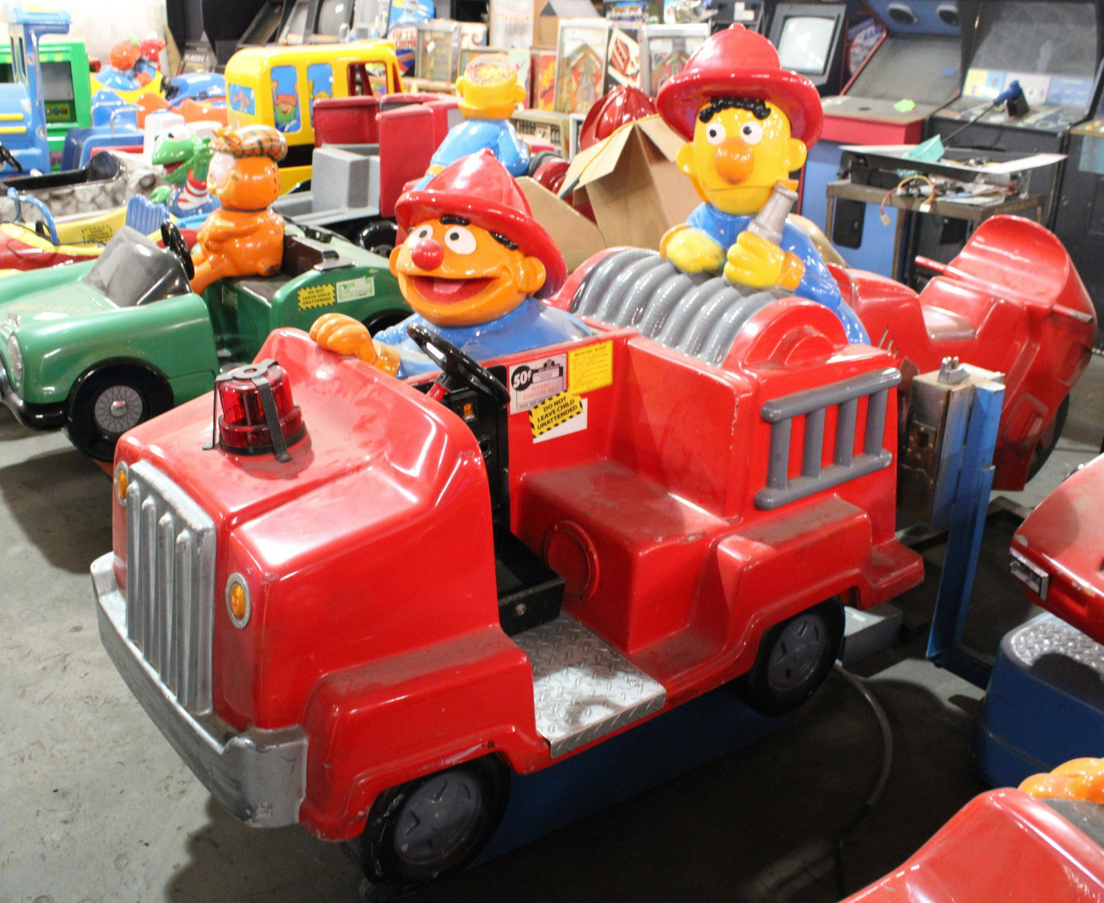 Bert & Ernie Fire Truck Coin Op Kiddie Ride: Bert & Ernie Fire Truck Coin Op Kiddie Ride. As found, untested.