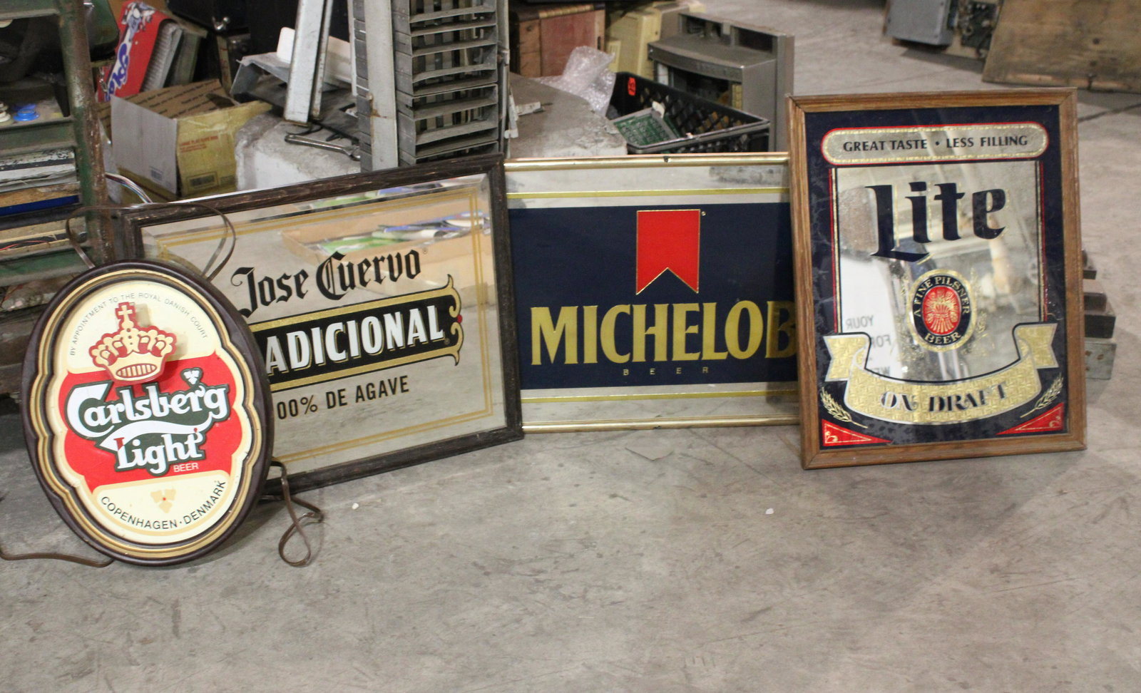 Beer Advertising Mirrors incl. Michelob: Beer Advertising Mirrors incl. Michelob. As found. For gameroom or garage display.