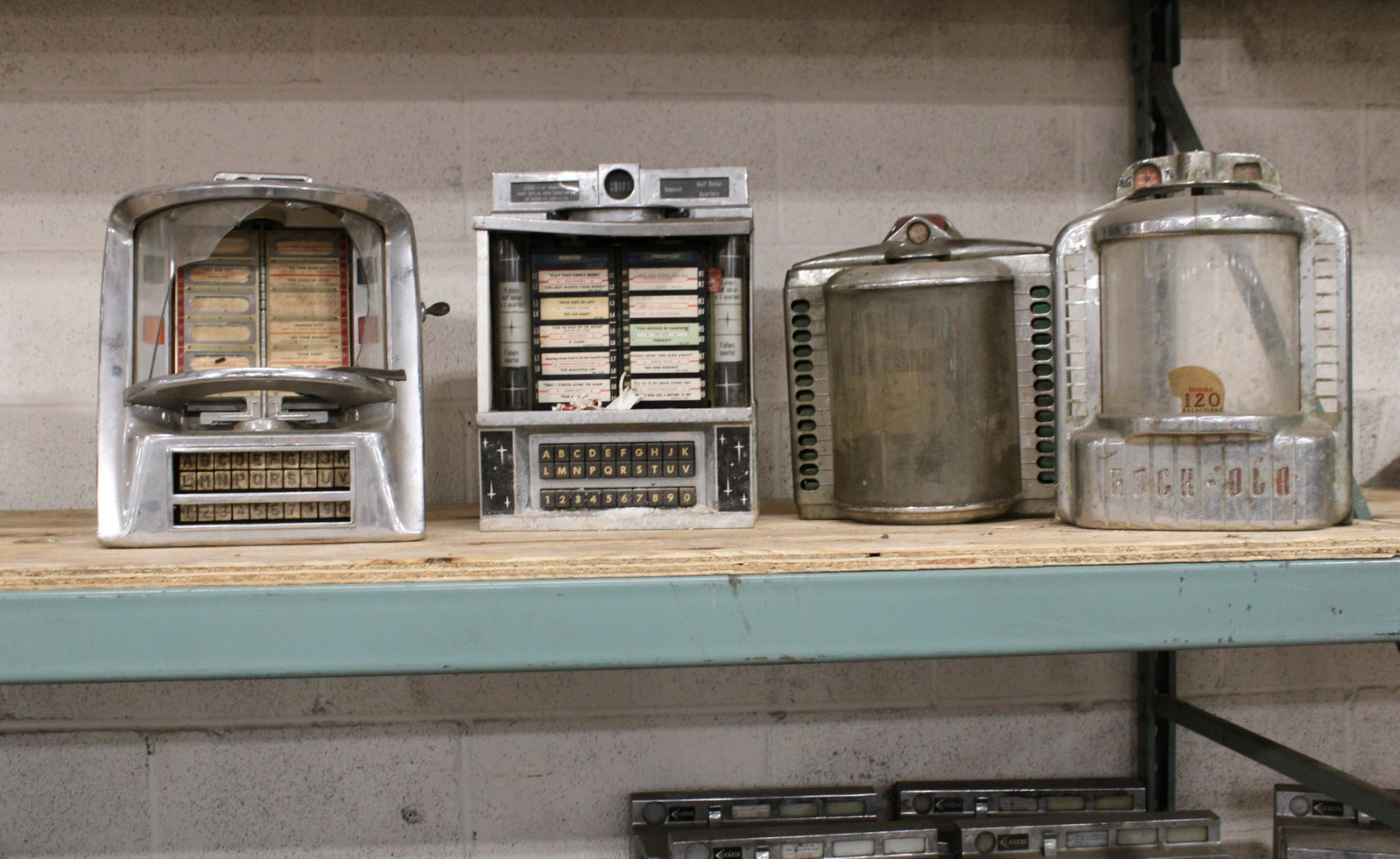 Four Wallboxes/ Covers For Jukebox incl. Wurlitzer and Seeburg: Four Wallboxes/ Covers For Jukebox incl. Wurlitzer and Seeburg. As found, for parts or repair.