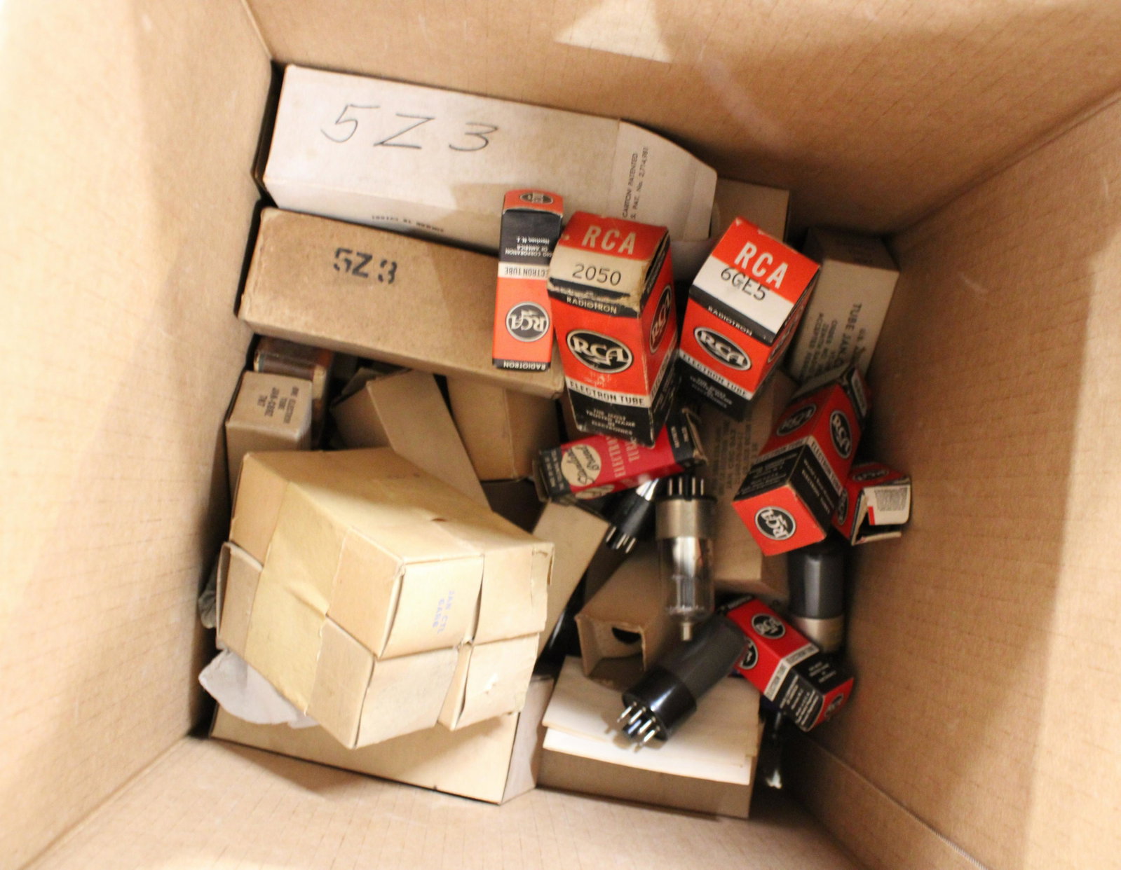 Vintage Jukebox NOS Tubes 2050 etc: Vintage Jukebox NOS Tubes 2050 etc. From operators warehouse, as found.