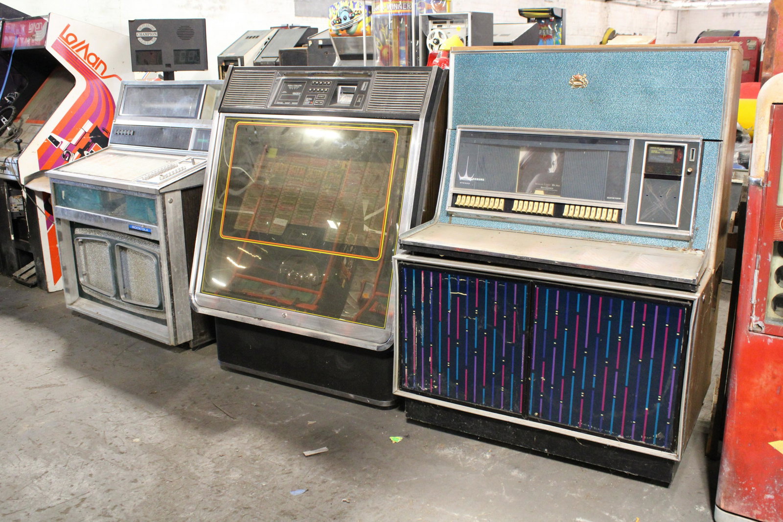 Three Rockola Seeburg and Rowe AMI Jukeboxes: Three Rockola, Seeburg and Rowe AMI Jukeboxes. For Parts or repair.