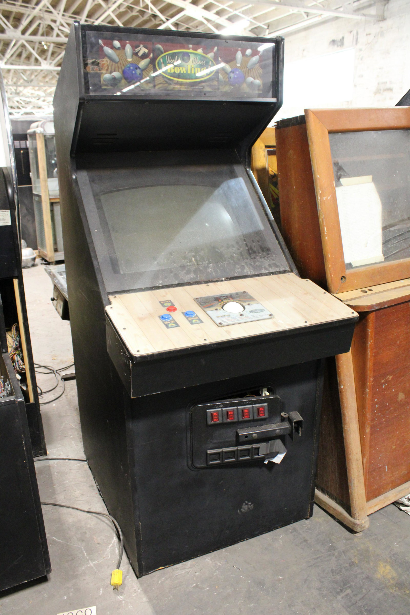 World Class Bowling Conversion Arcade Cabinet: World Class Bowling Conversion Arcade Cabinet. For parts or repair. May be incomplete.
