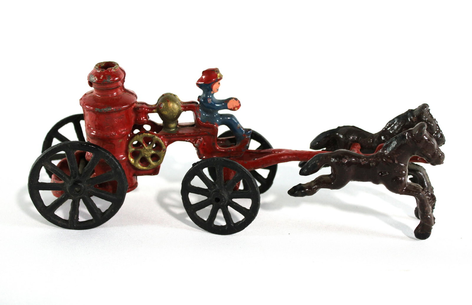 Kenton Cast Iron Horse Drawn Fire Engine Toy (1 of 2)