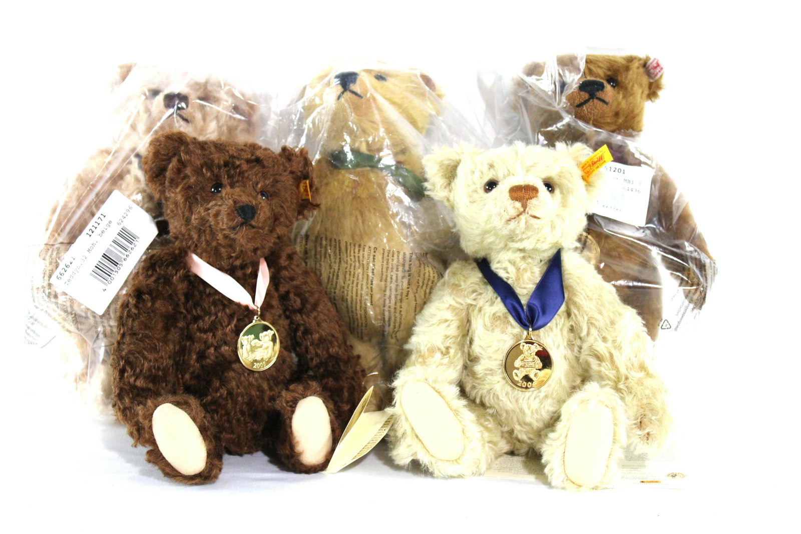Steiff Mohair Teddy Bears for Danbury Mint: Steiff Mohair Teddy Bears for Danbury Mint. All have tags, three are still in plastic wrapping. Years are 2004, 2005, 2008, 2011, 2012. Dimensions of one: 13 x 9 x 5. *Please see terms for shipping de