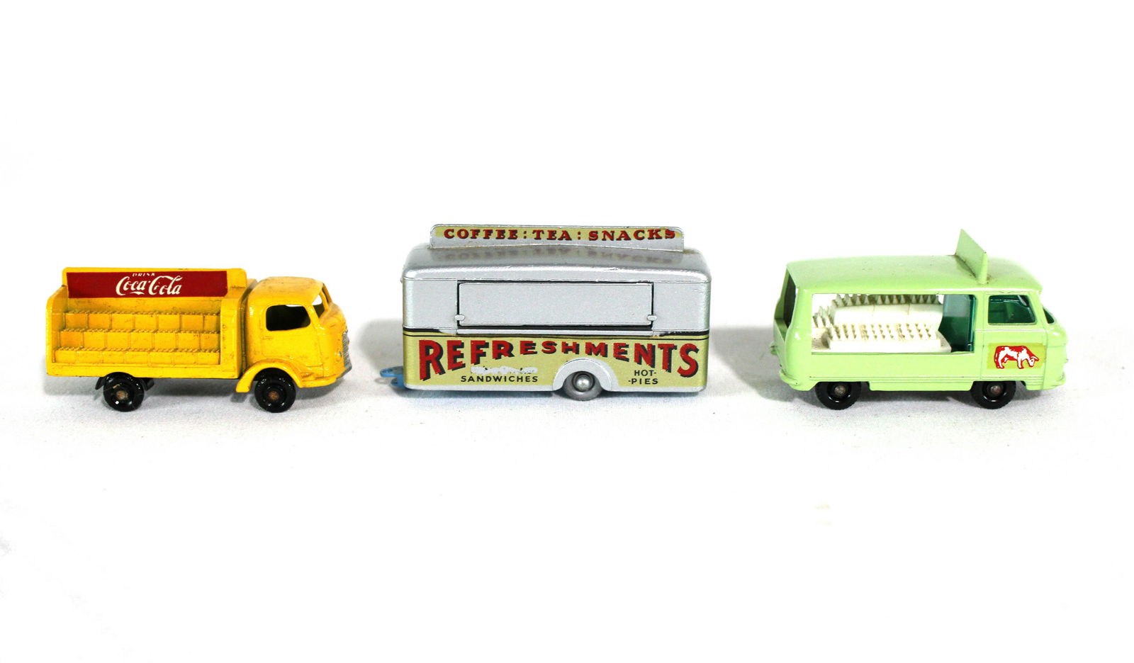 Matchbox Cars incl. Mobile Canteen: Matchbox Cars incl. Mobile Canteen. Dimensions of one: 1 x 1 x 3. *Please see terms for shipping details.