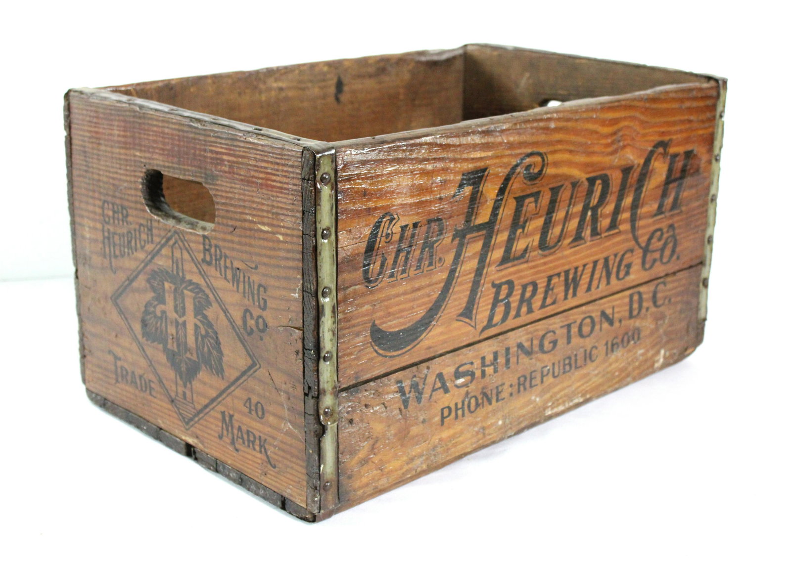 Chr. Heurich Brewing Co. of Washington DC Vintage Beer Crate: Chr. Heurich Brewing Co. of Washington DC Vintage Beer Crate. Dimensions of crate: 10 x 19 x 12. *Please see terms for shipping details.
