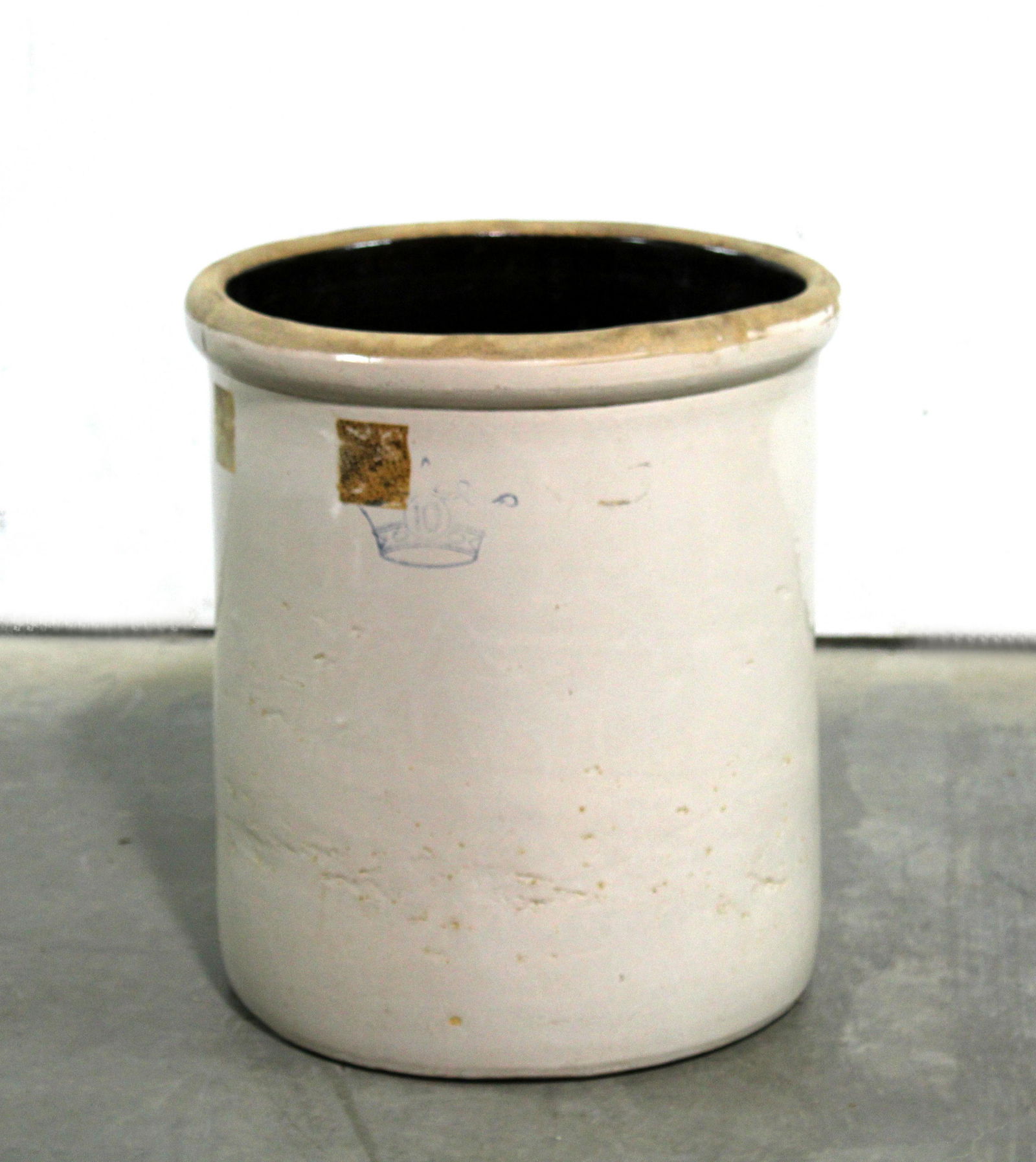 10 Gallon Antique Sauerkraut Crock Dec 01, 2022 Jaybird Auctions in MD
