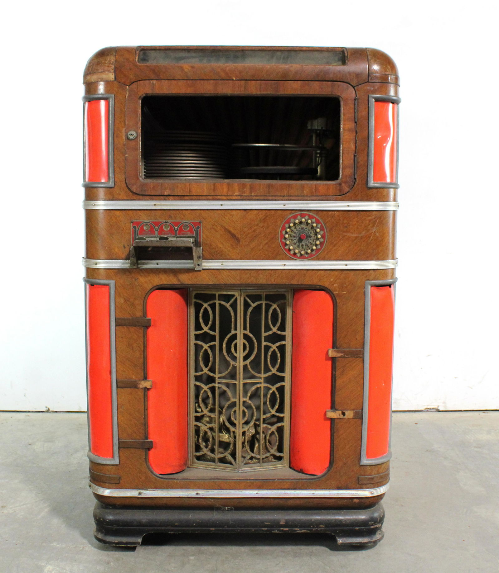 Wurlitzer Model 616 Jukebox (1 of 6)