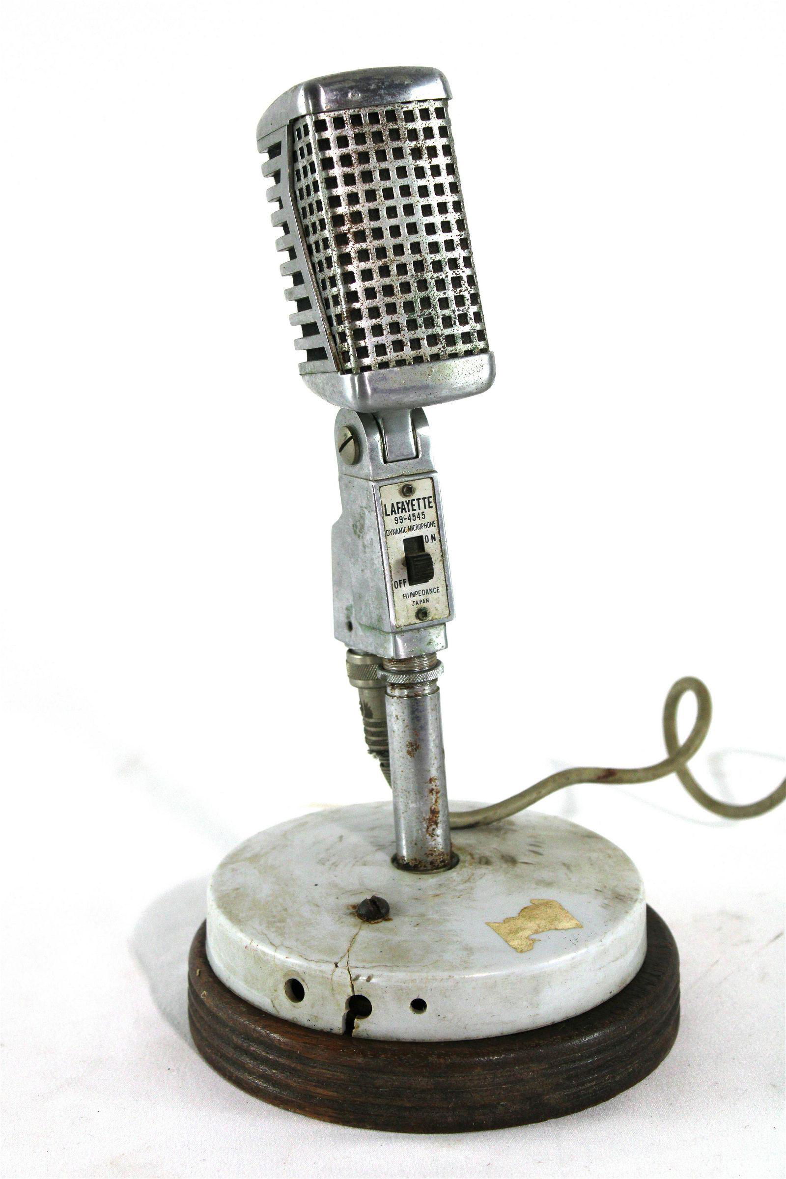 Lafayette 99-4545 Dynamic Microphone (1 of 3)