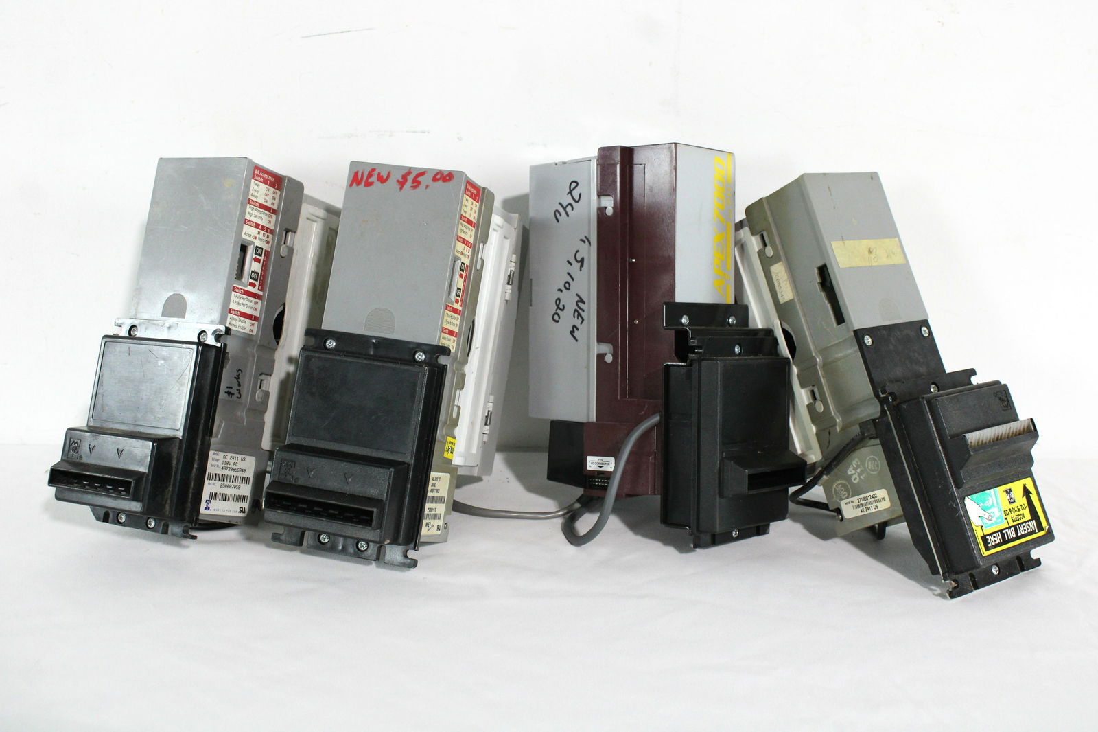 MEI and Apex Bill Acceptors (1 of 4)