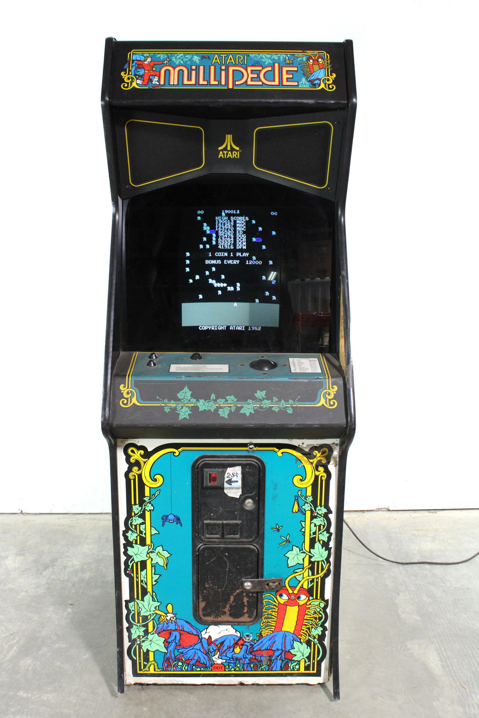 Atari Millipede Arcade Game (1 of 5)