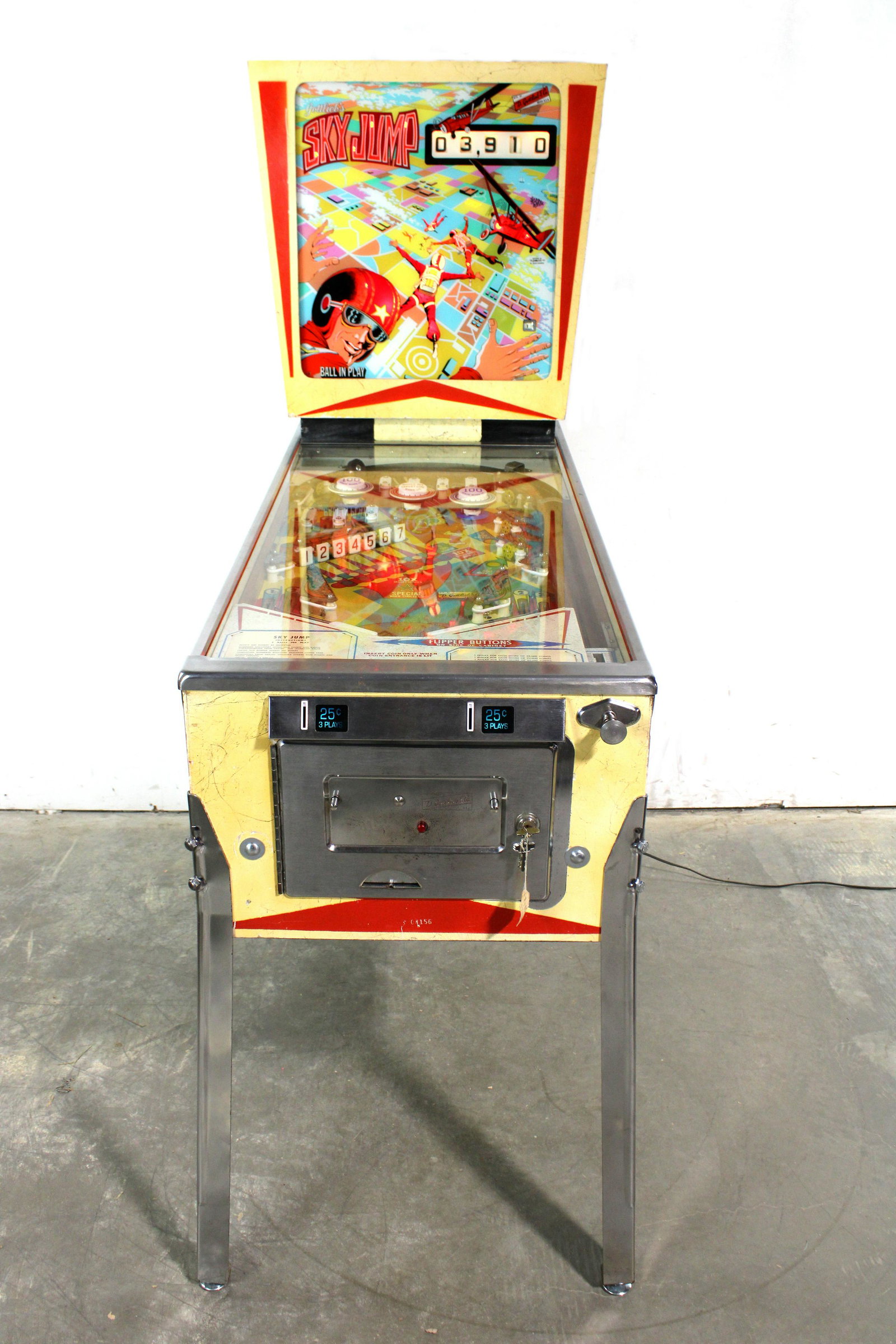 Gottlieb Sky Jump Pinball Machine (1 of 6)