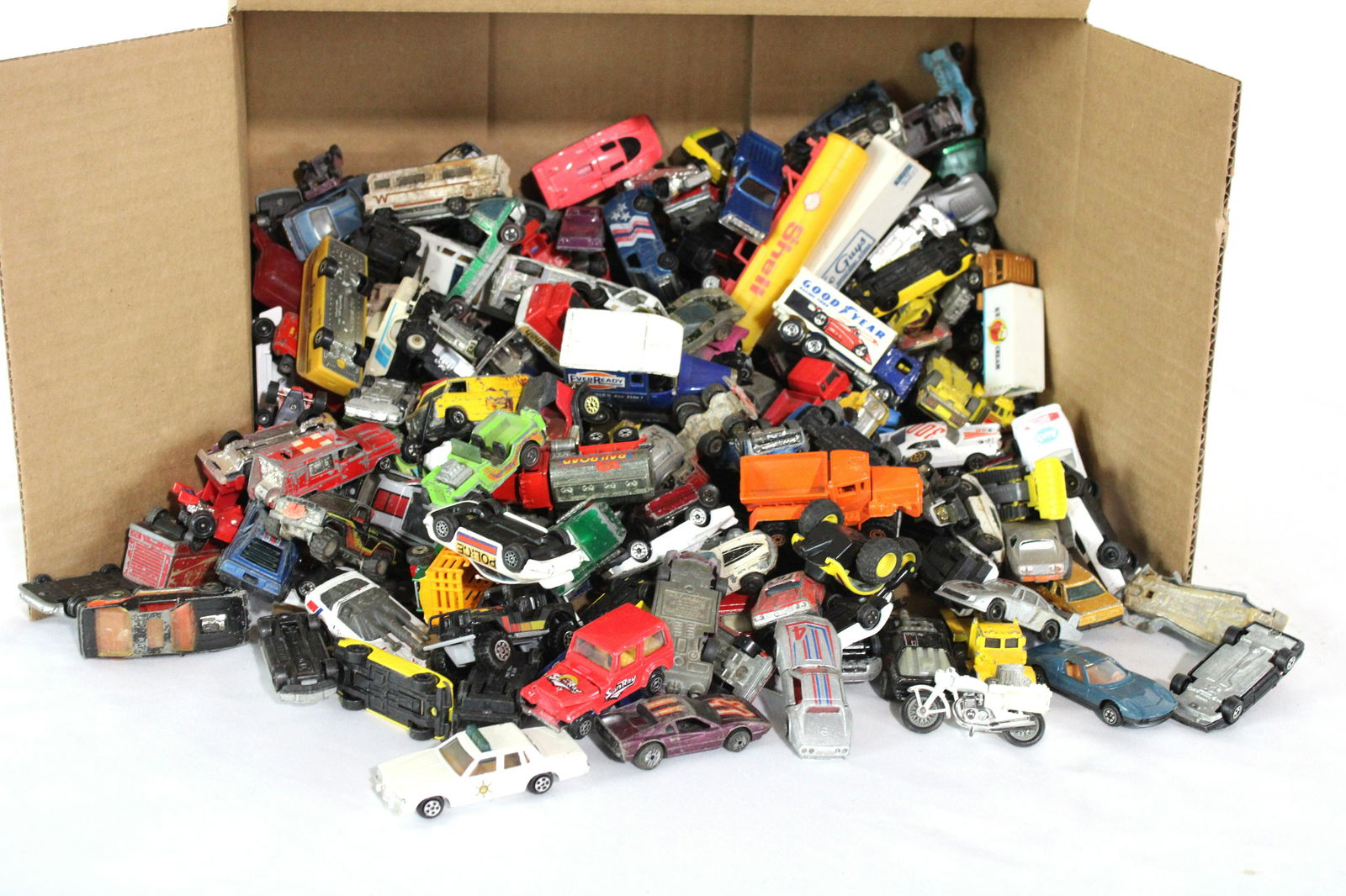 Assorted Die Cast Cars incl. Matchbox Redlines, Lot 2 (1 of 2)