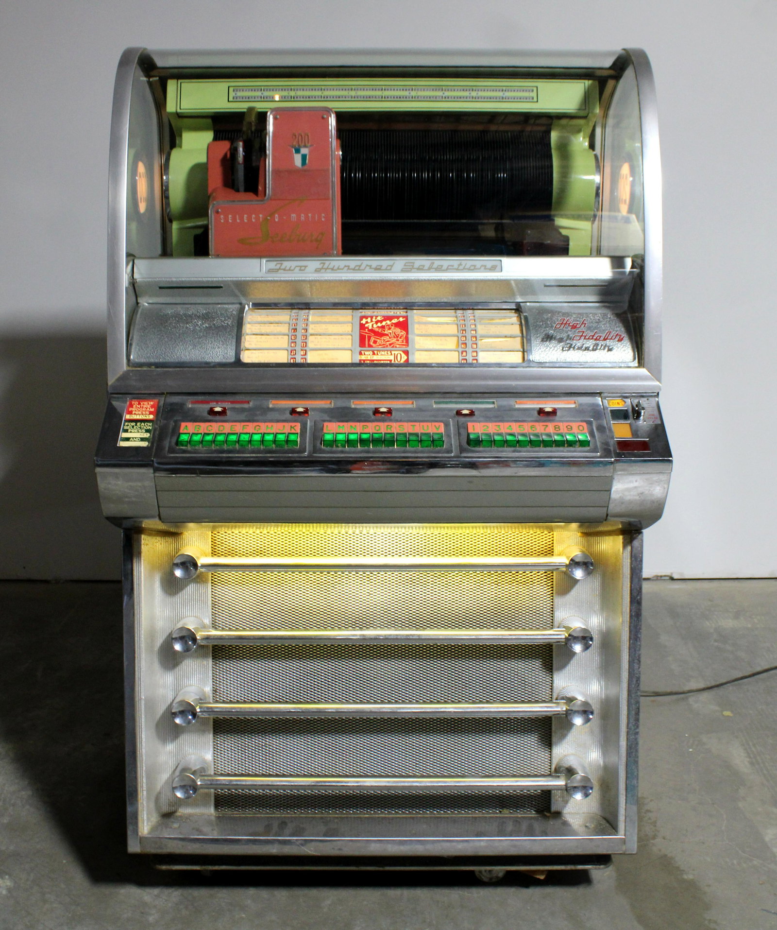 Seeburg VL Coin Op Jukebox (1 of 10)
