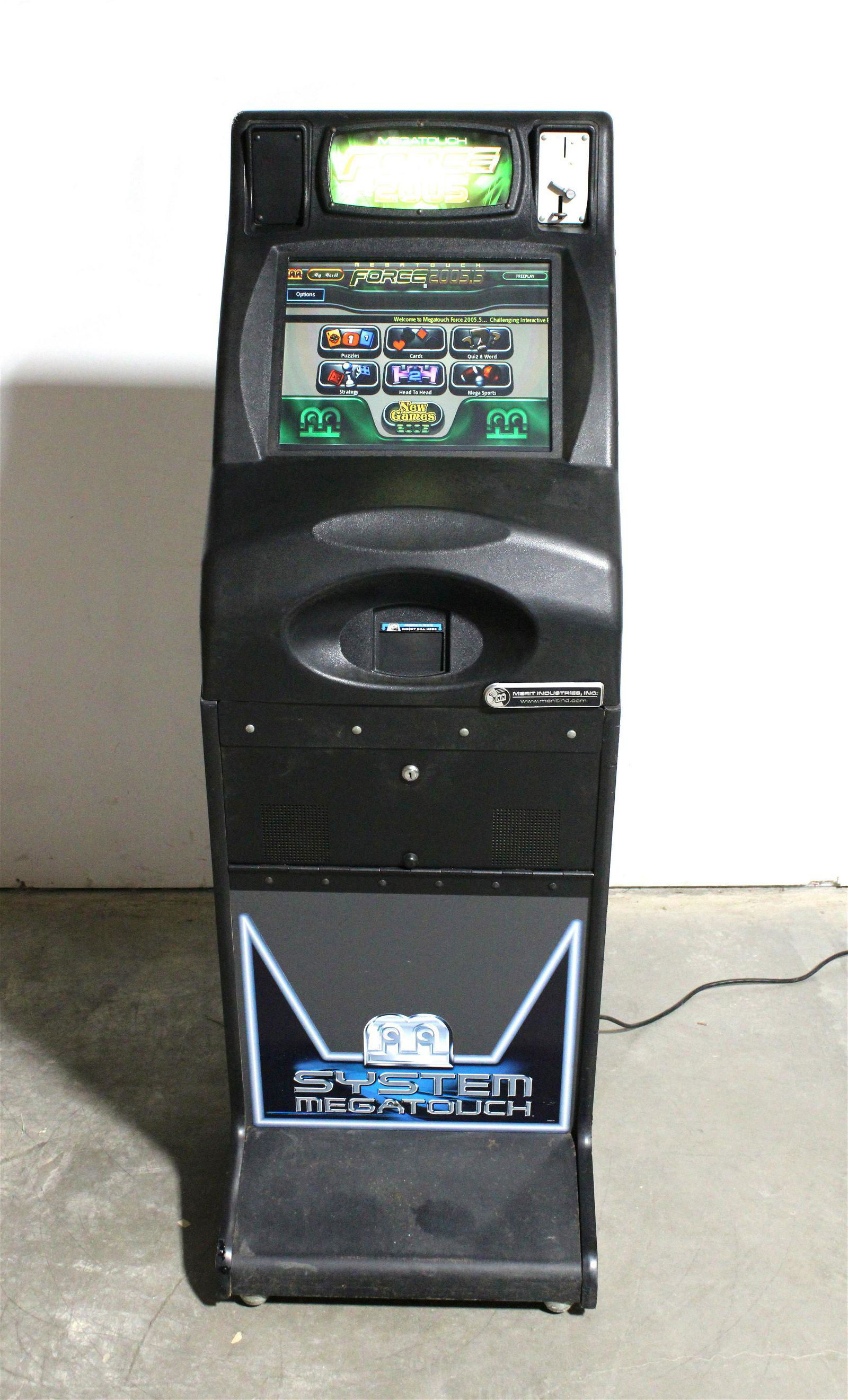 Megatouch Upright Force 2005 Touchscreen Arcade (1 of 2)